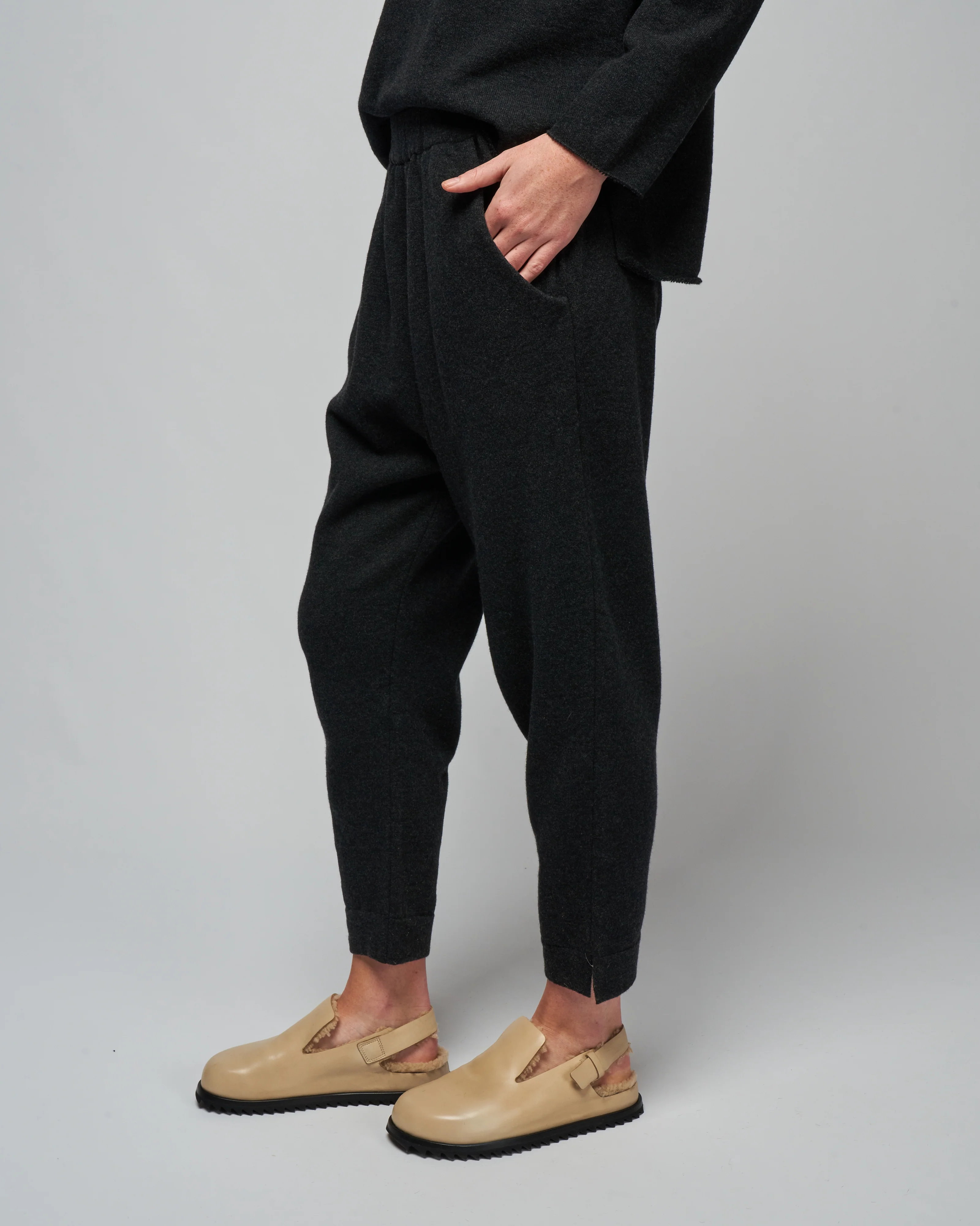 wool pile pants - charcoal - Image 3