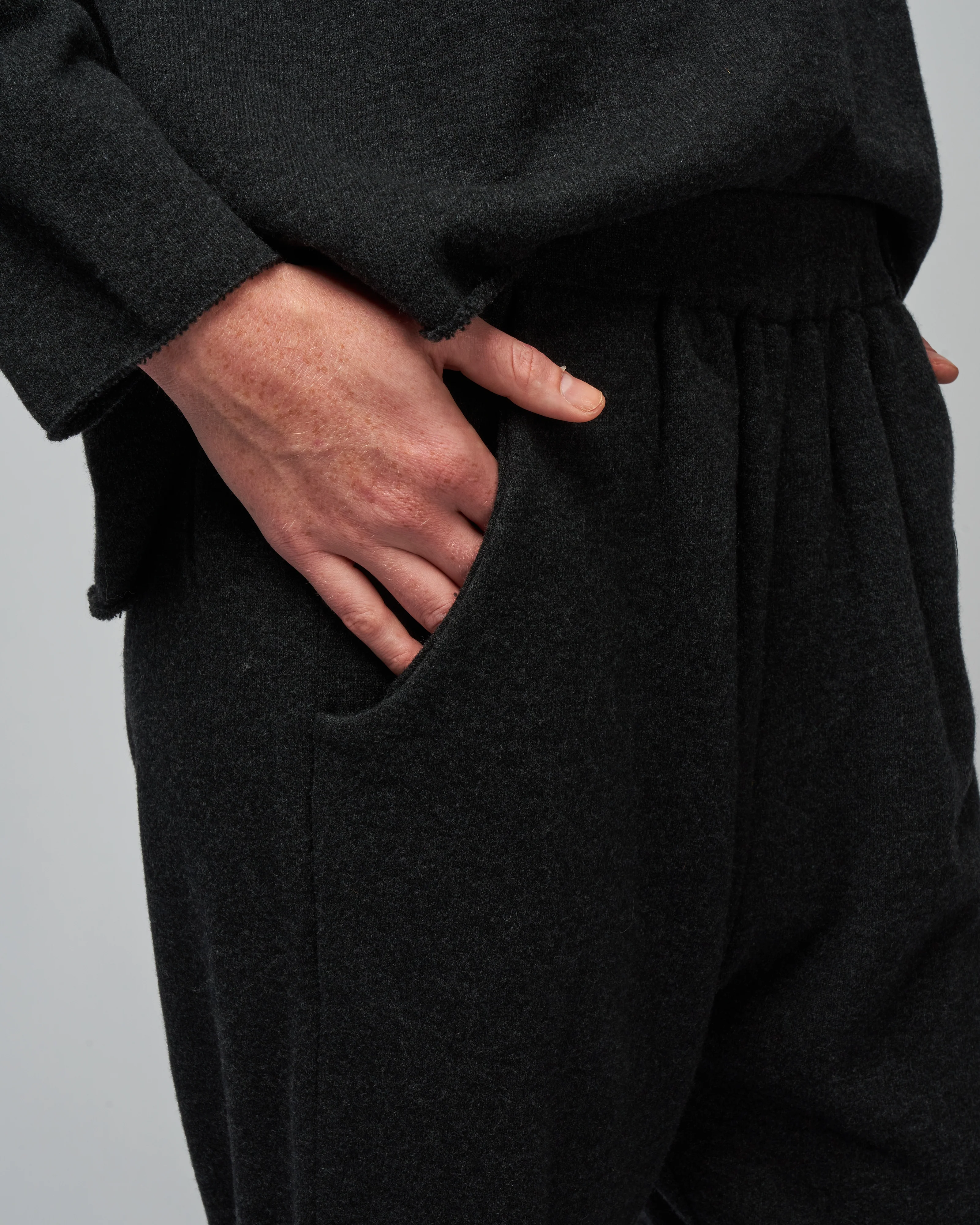 wool pile pants - charcoal - Image 5