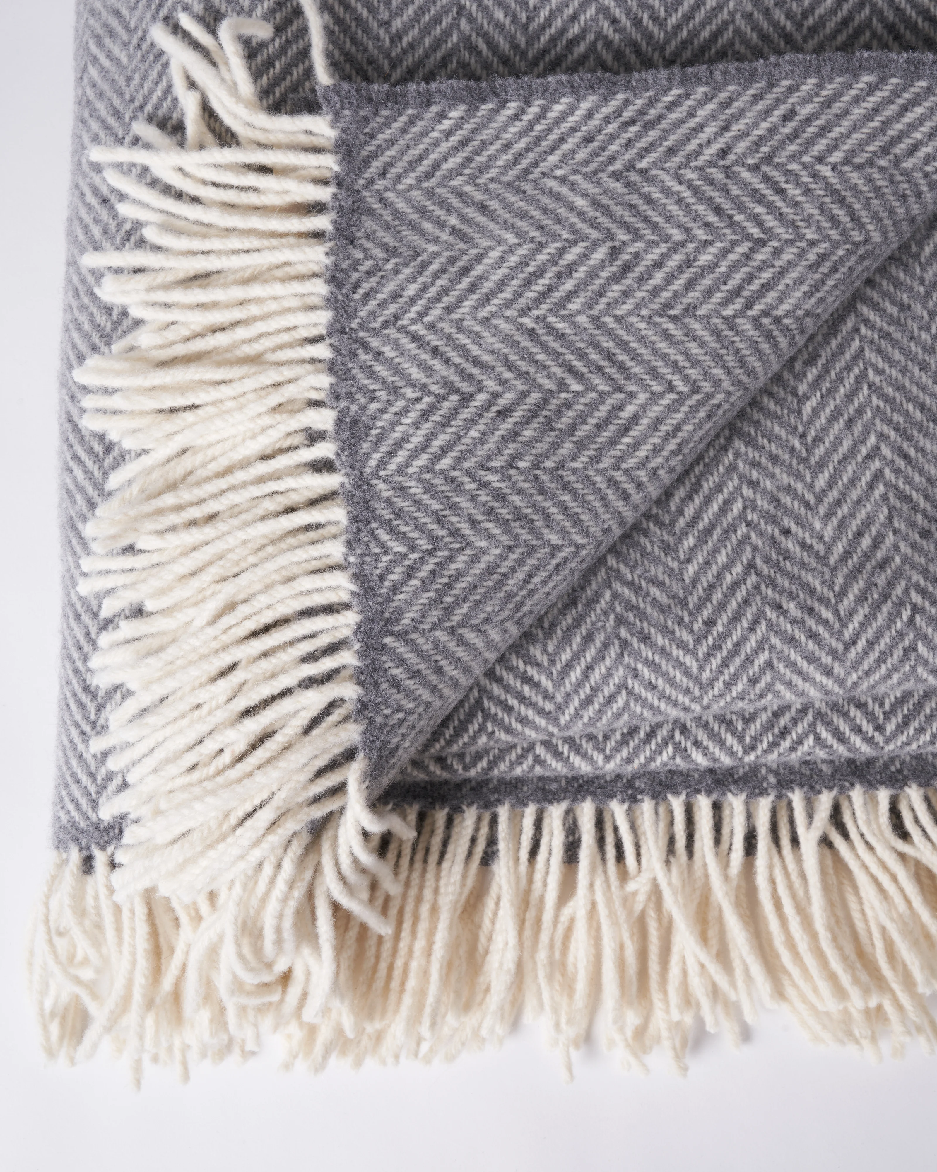 merino/cashmere herringbone throw - thundercloud - Image 2