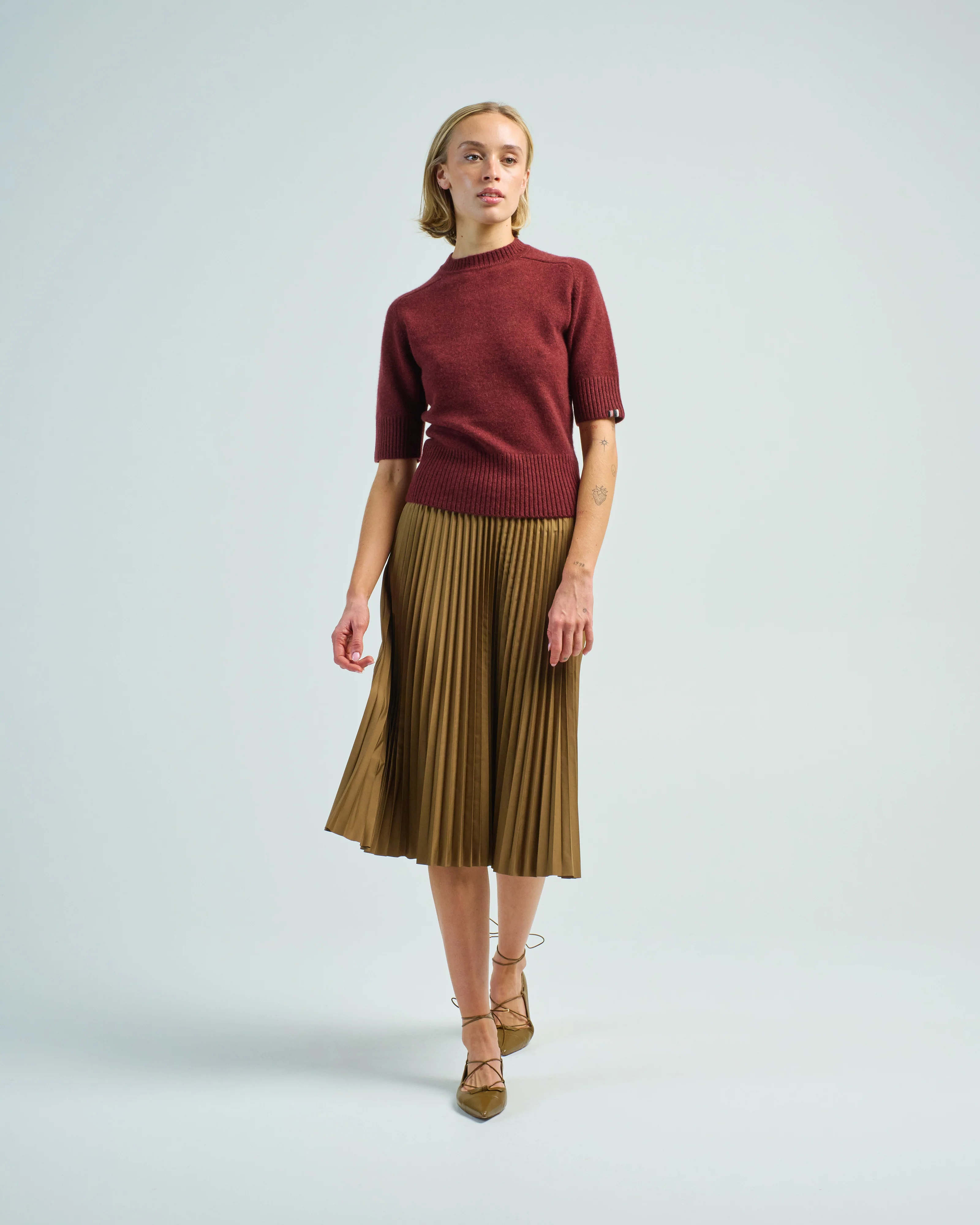 elbow sleeve sweater