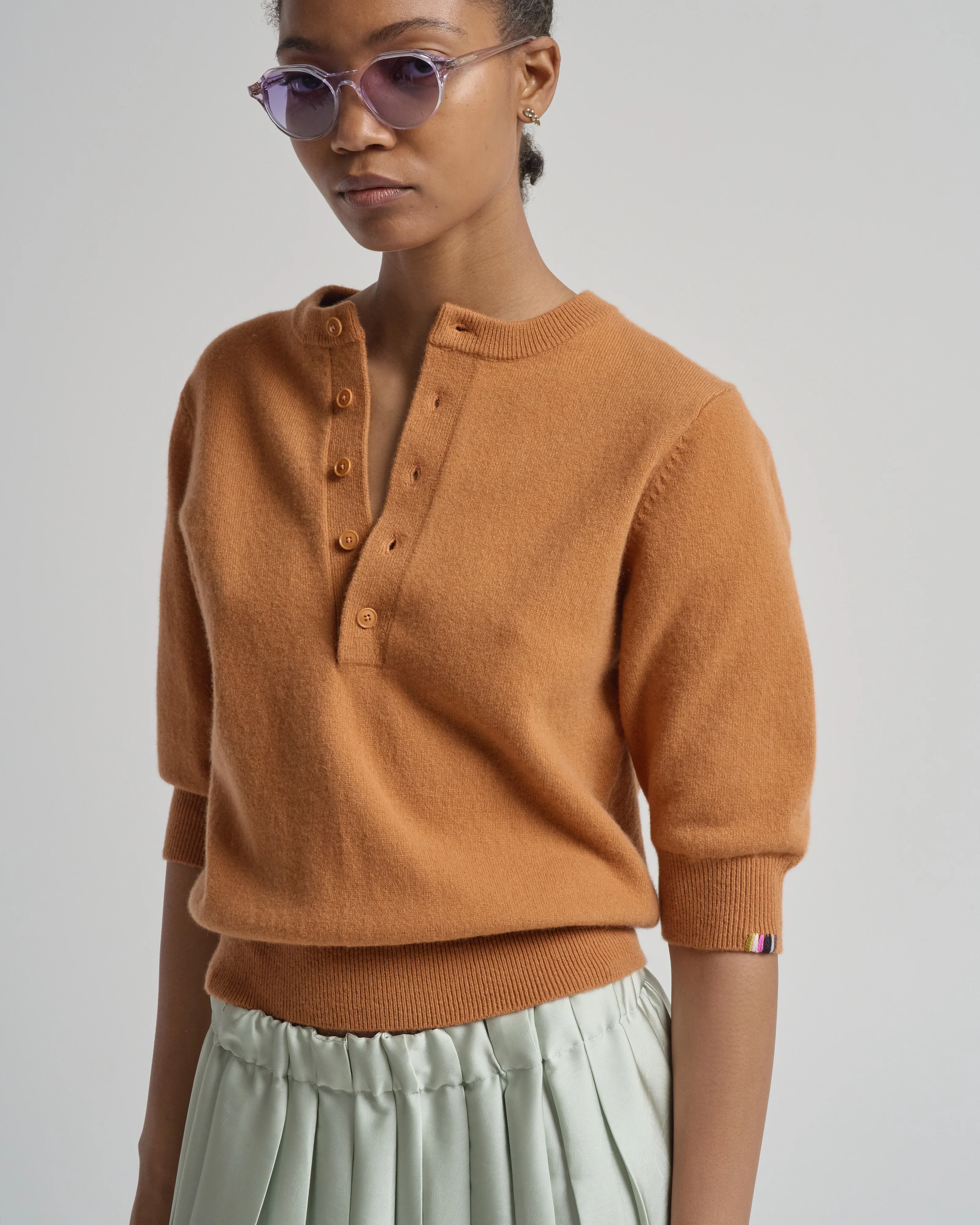 mimi cashmere ss henley - Image 5