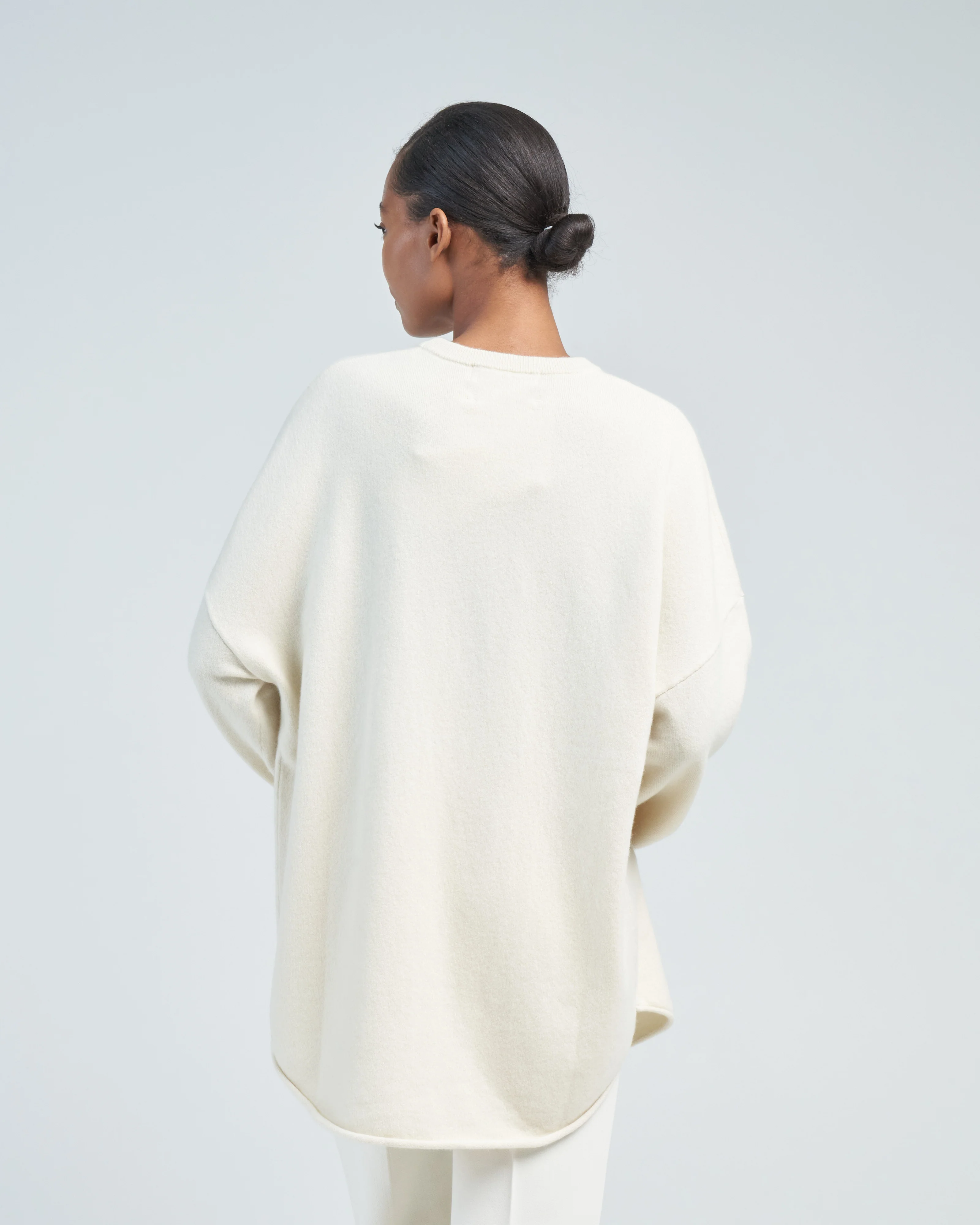 crew hop oversized curve hem sweater - Image 5