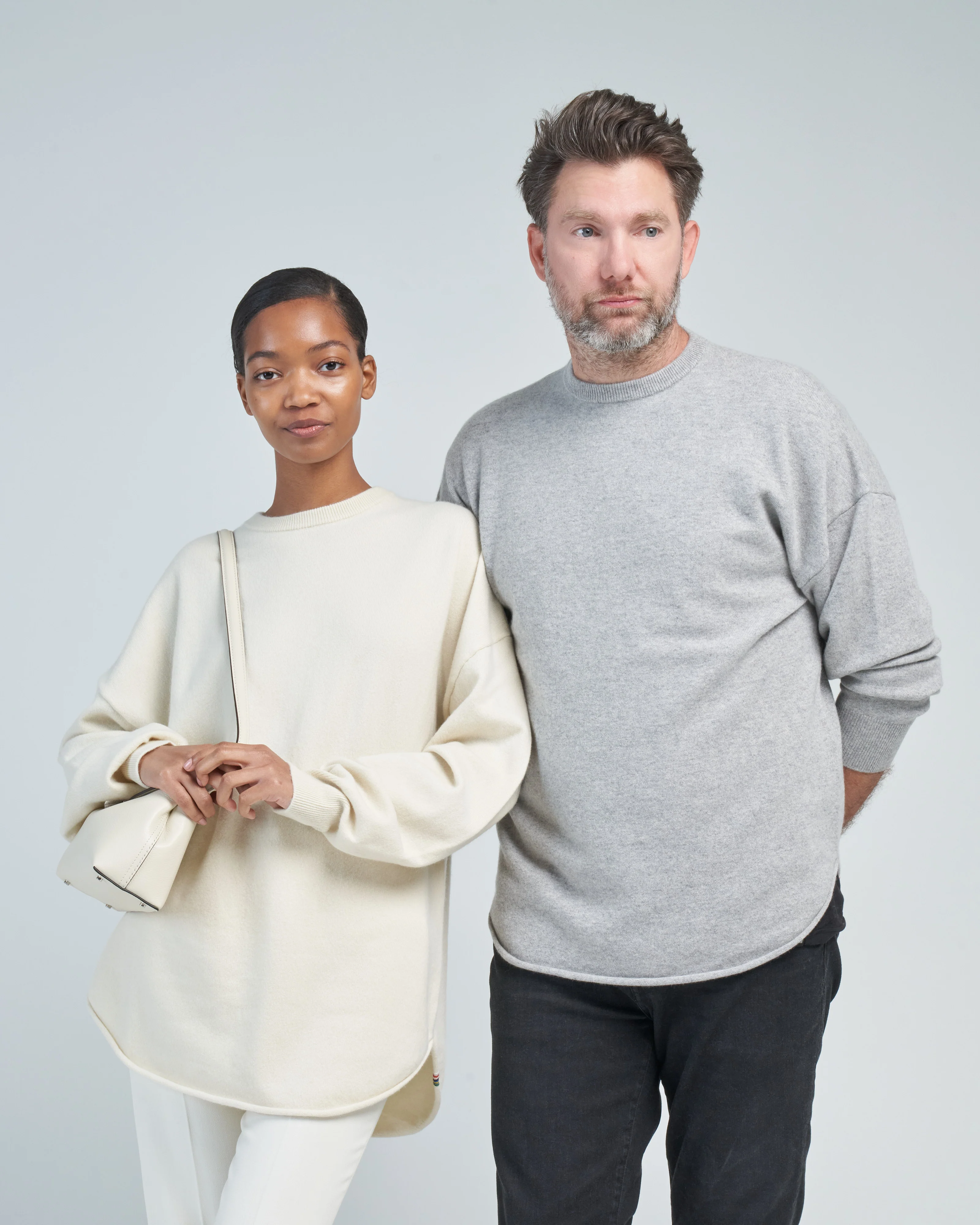 crew hop oversized curve hem sweater - Image 2
