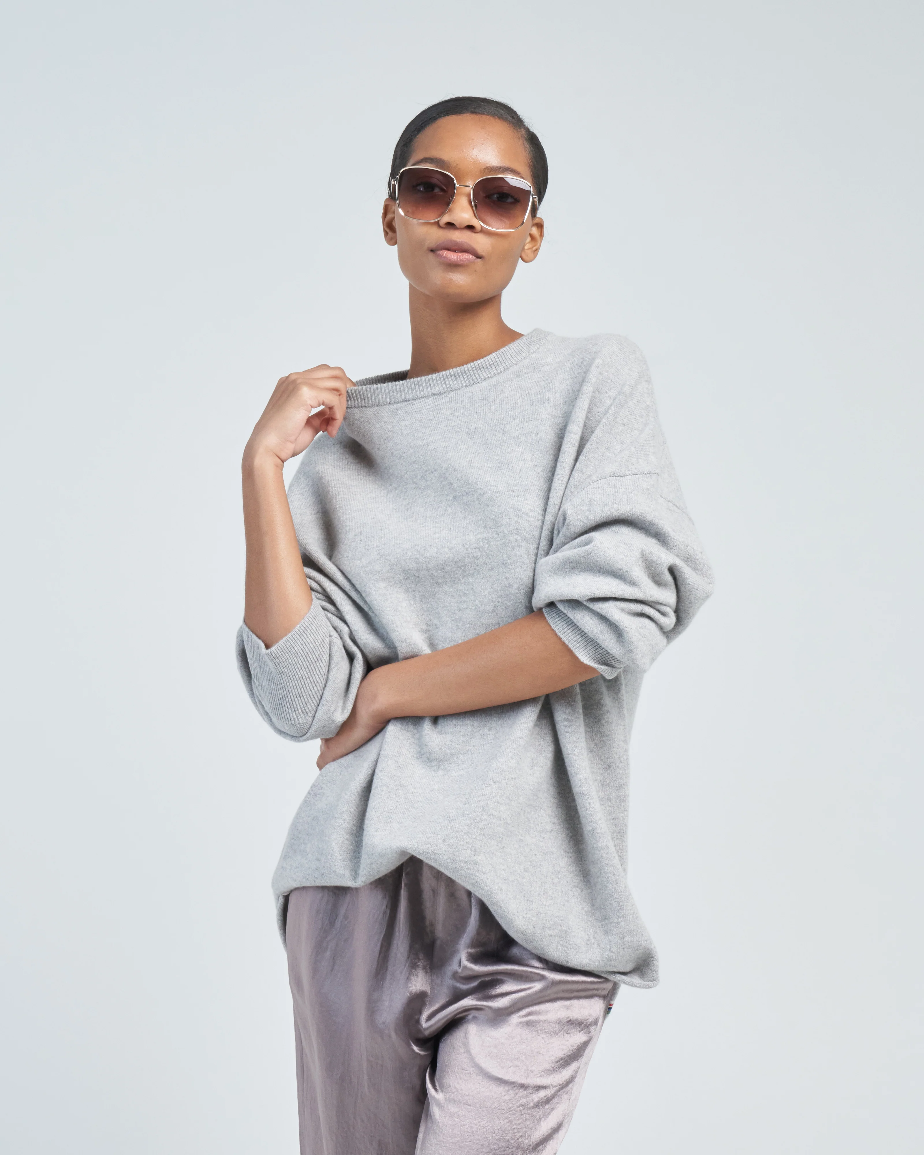 crew hop oversized curve hem sweater - Image 3