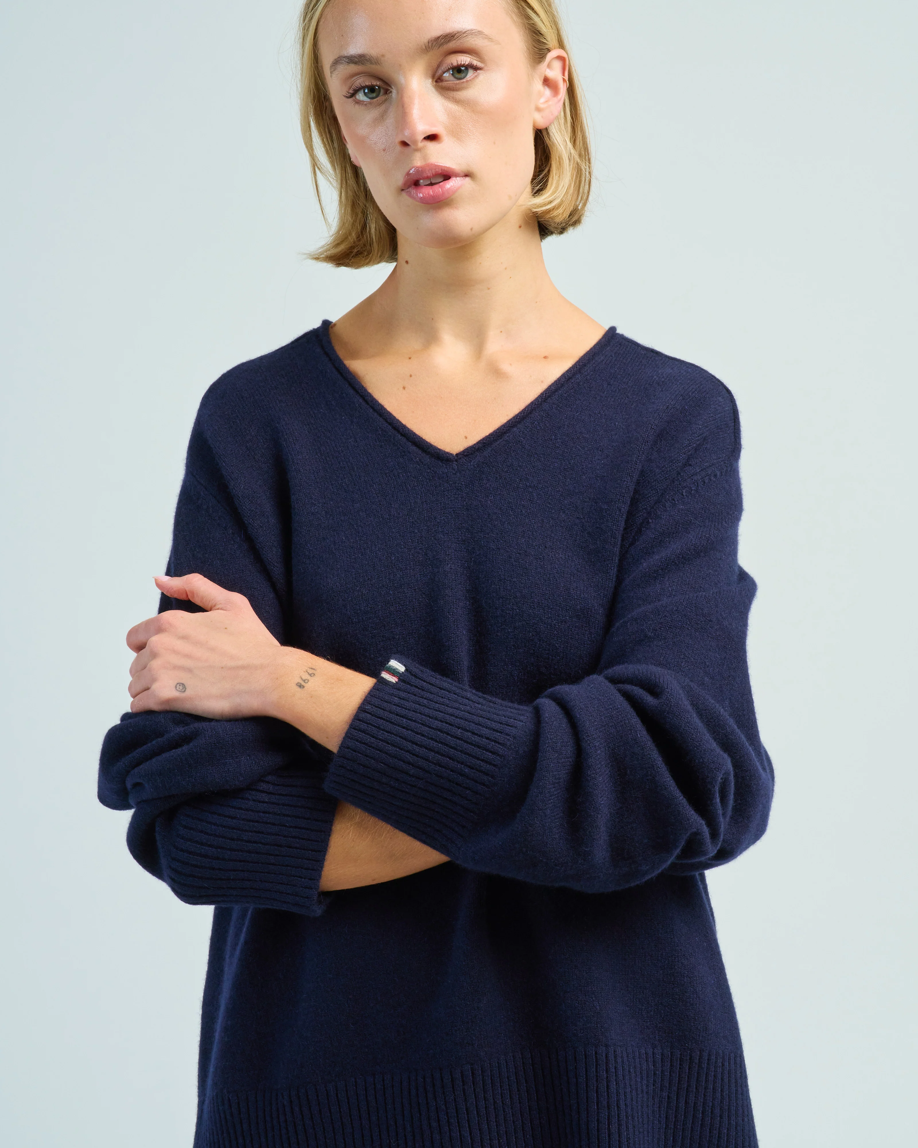 oversized v-neck - Image 5