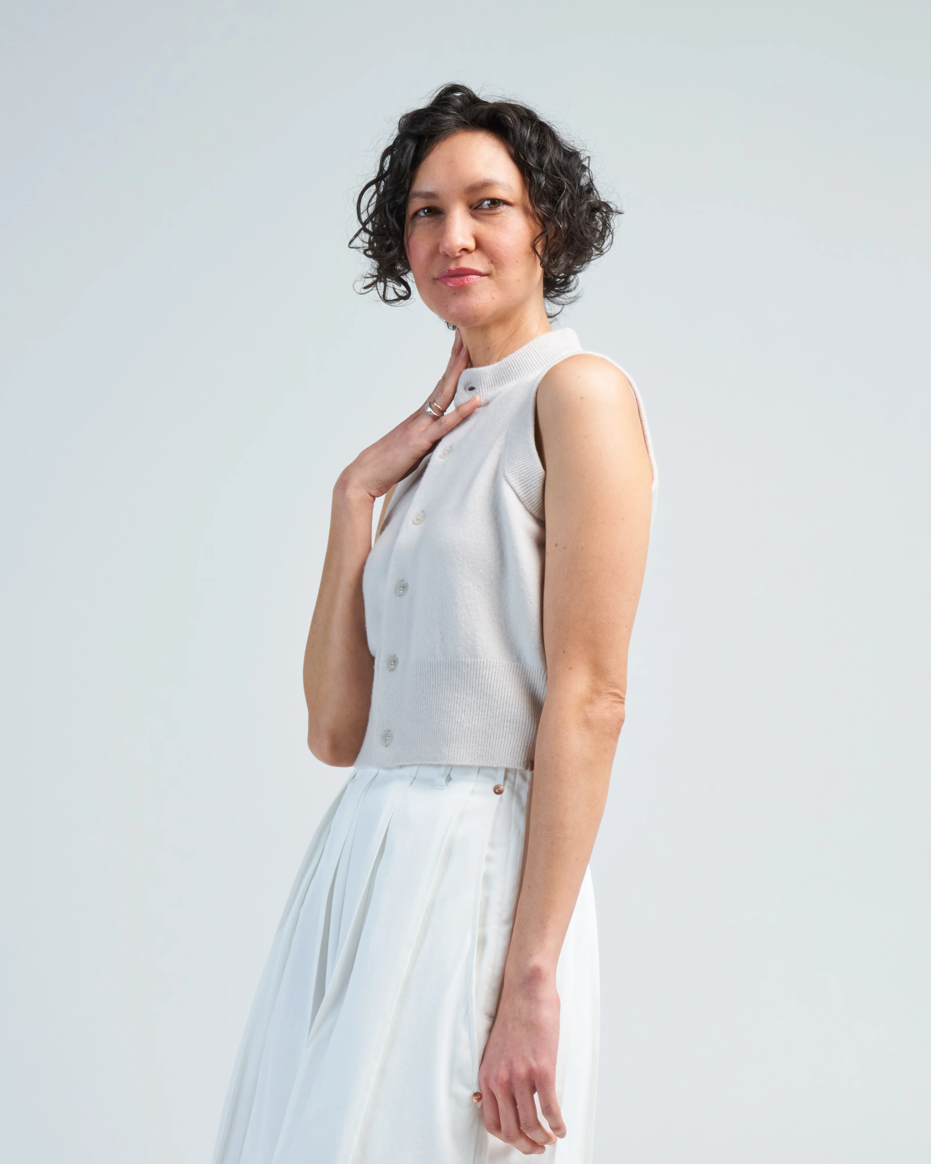 sleeveless button up - Image 3