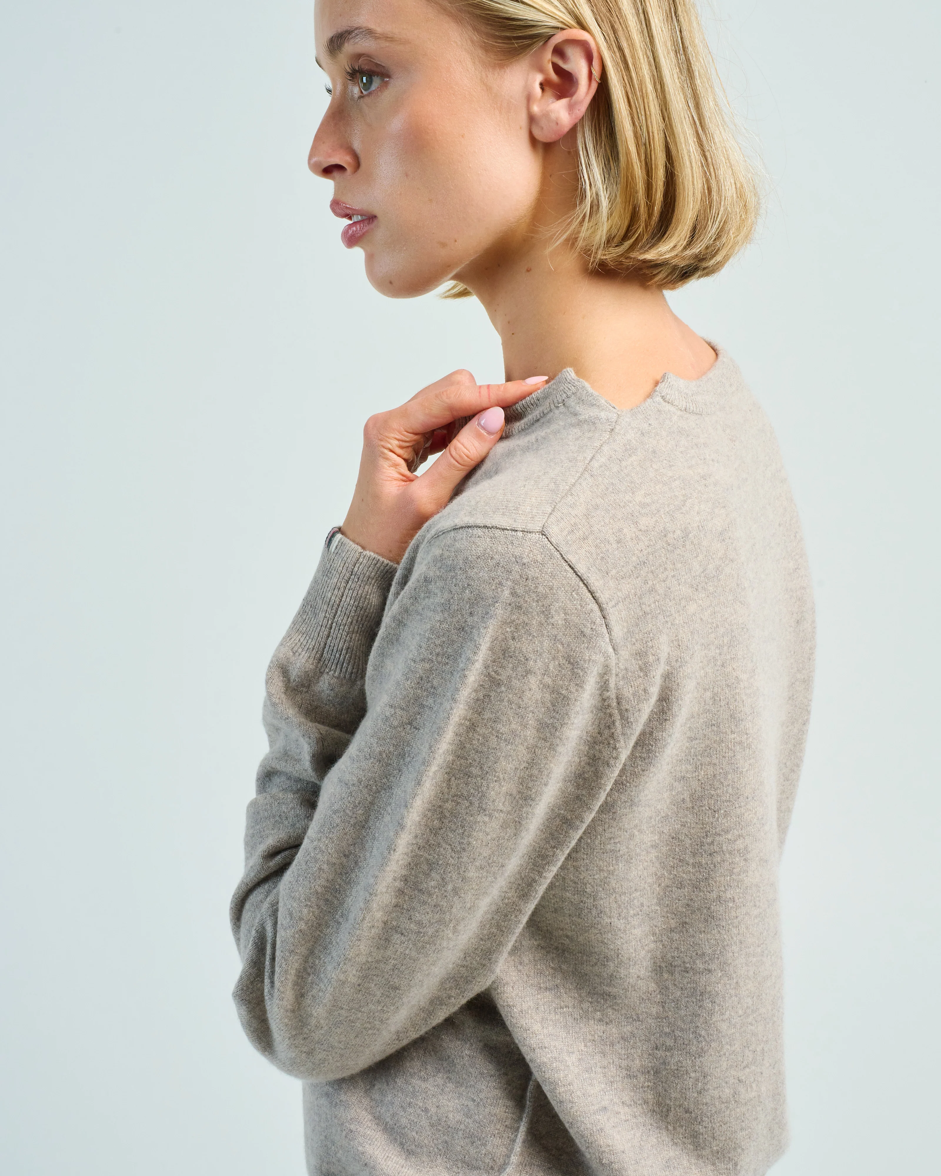 split neck crew - Image 5