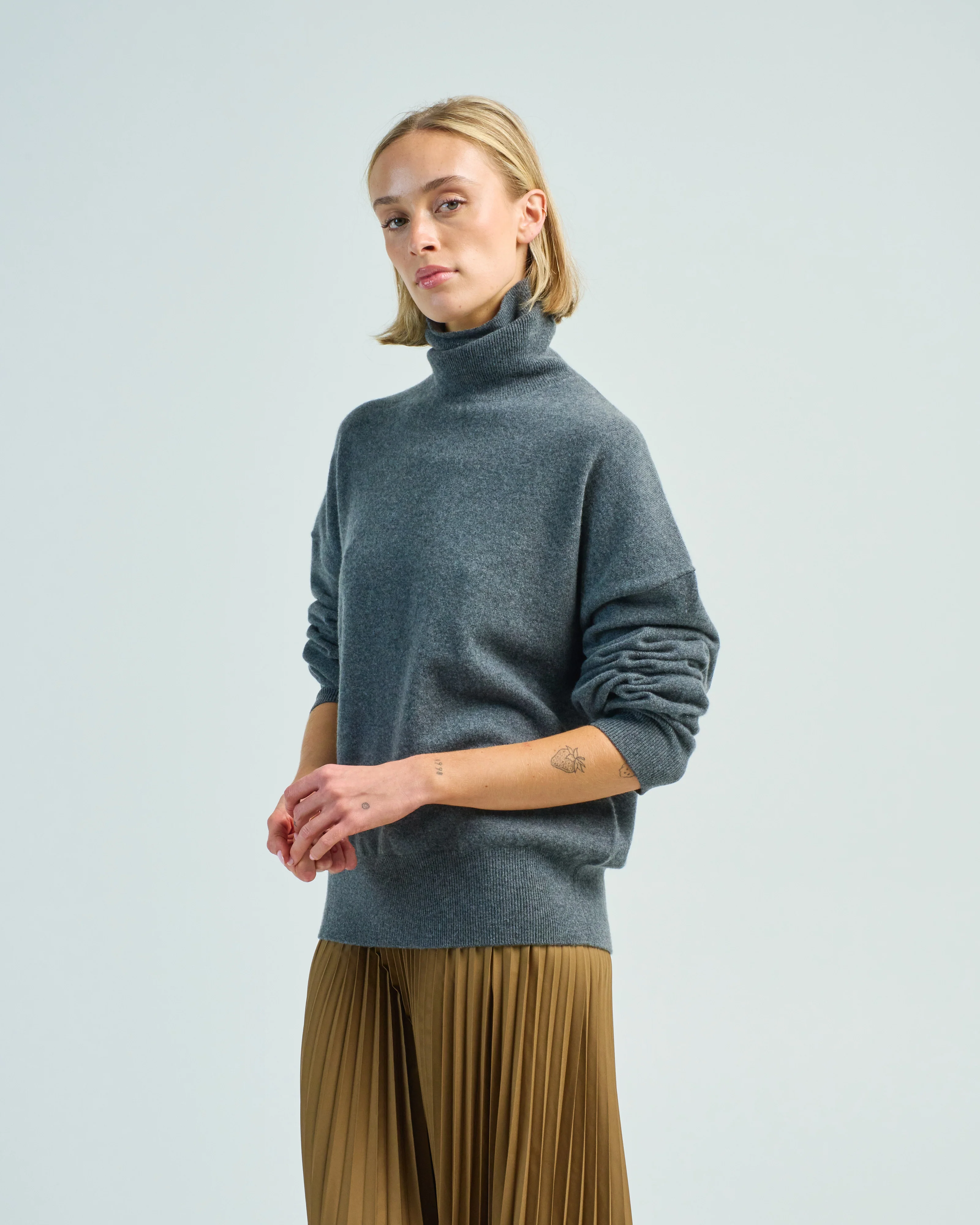 turtleneck - Image 3