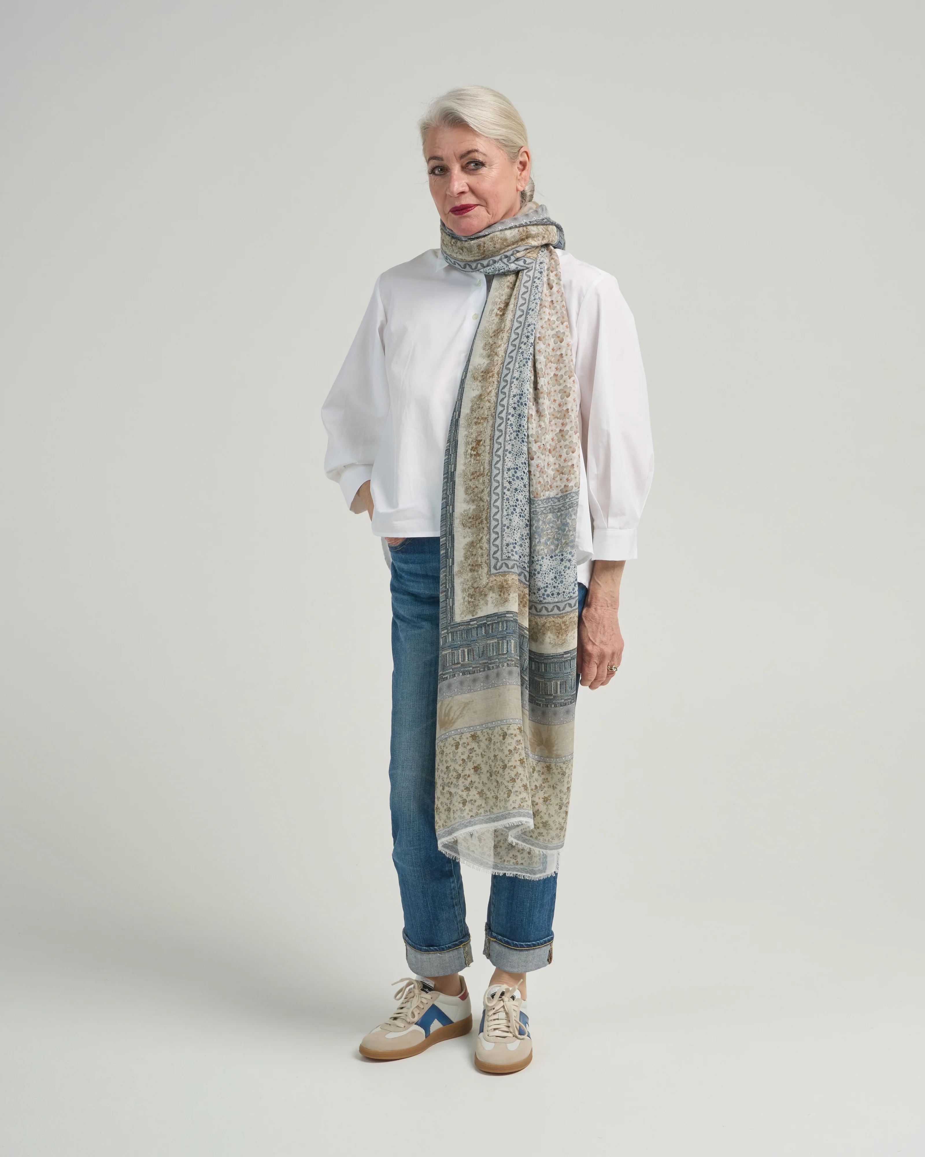 wilde rectangular scarf - Image 2