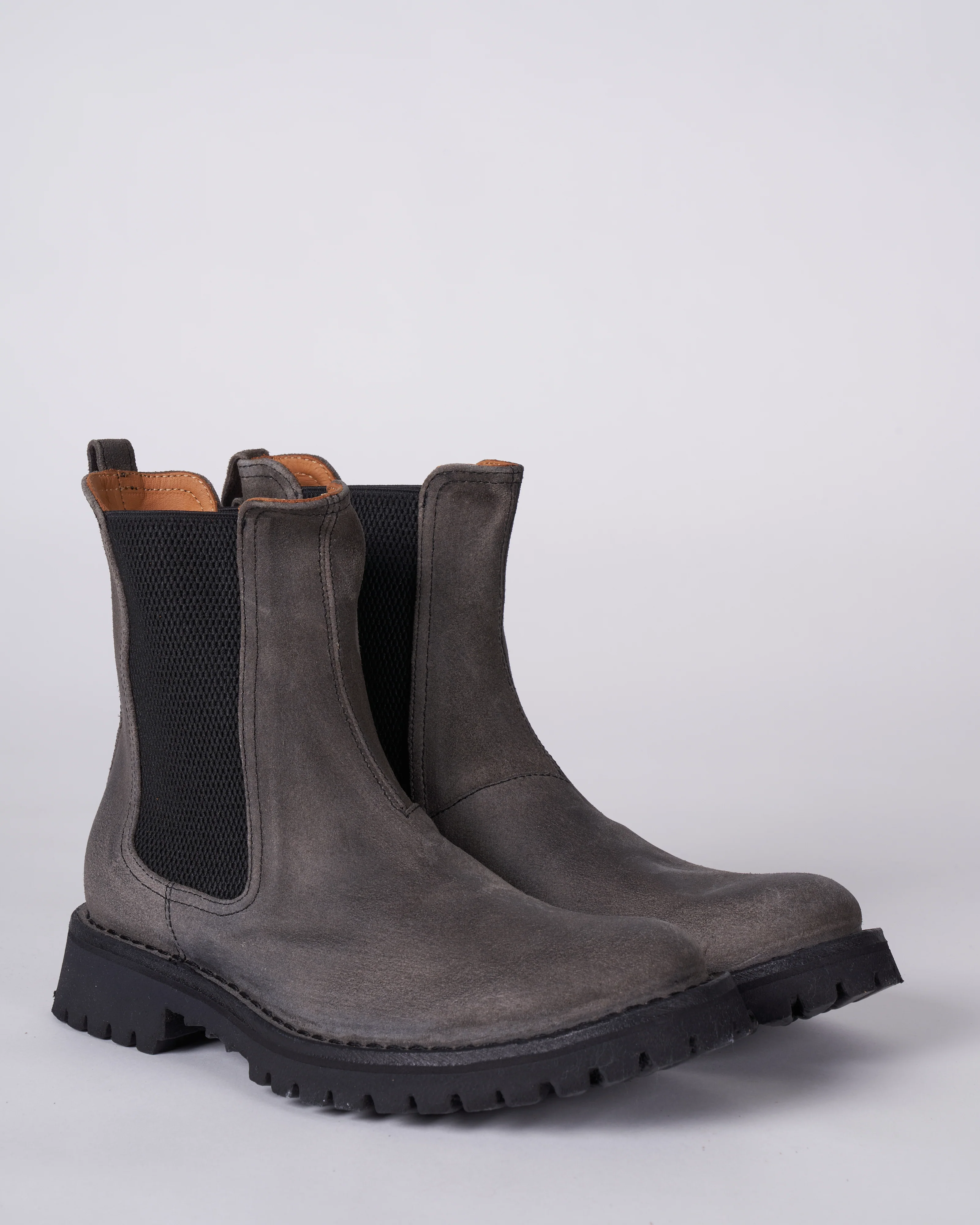 suede upper boot - chelsea - lug rubber sole - palio light lavagna