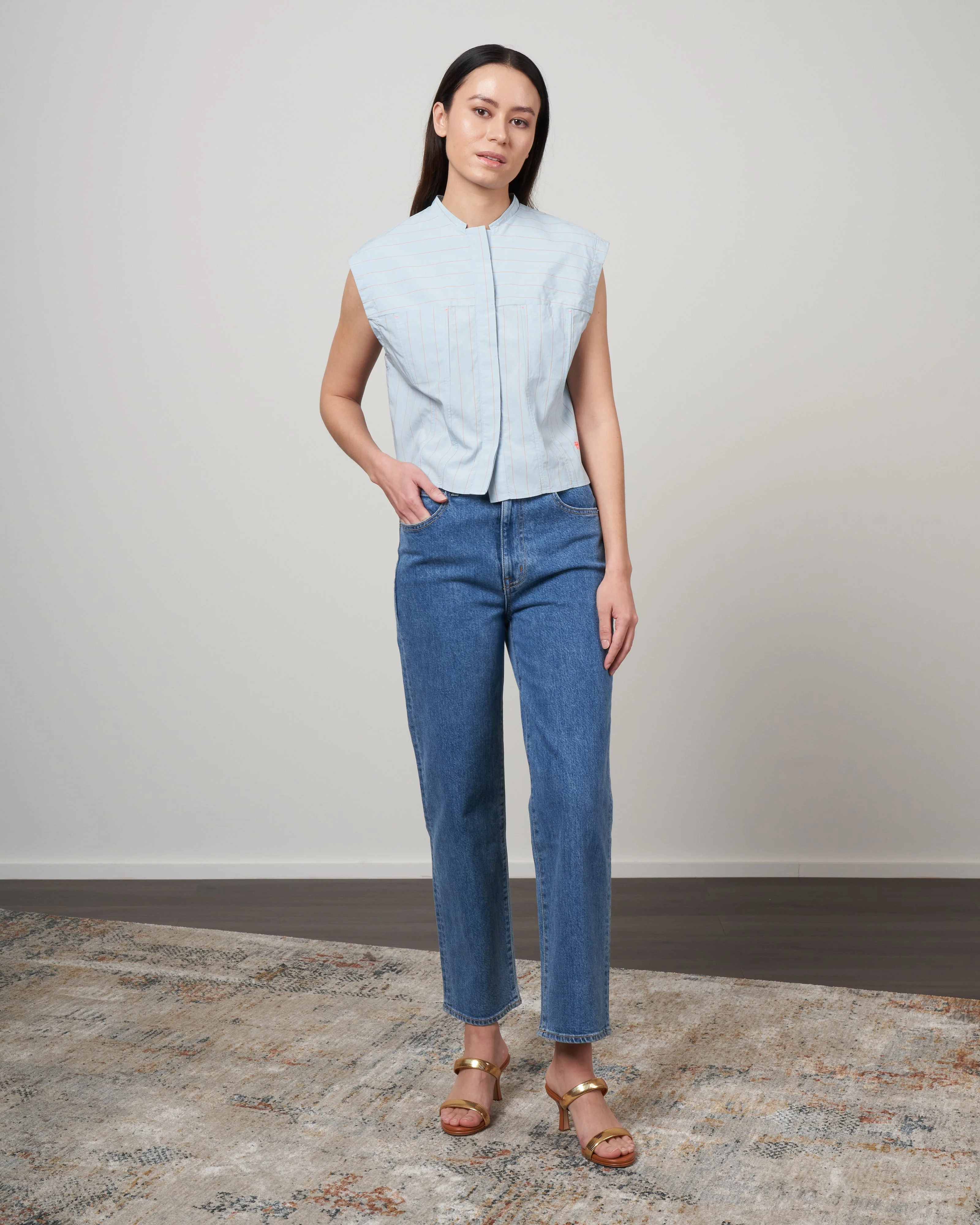 sleeveless top - bleach - Image 2