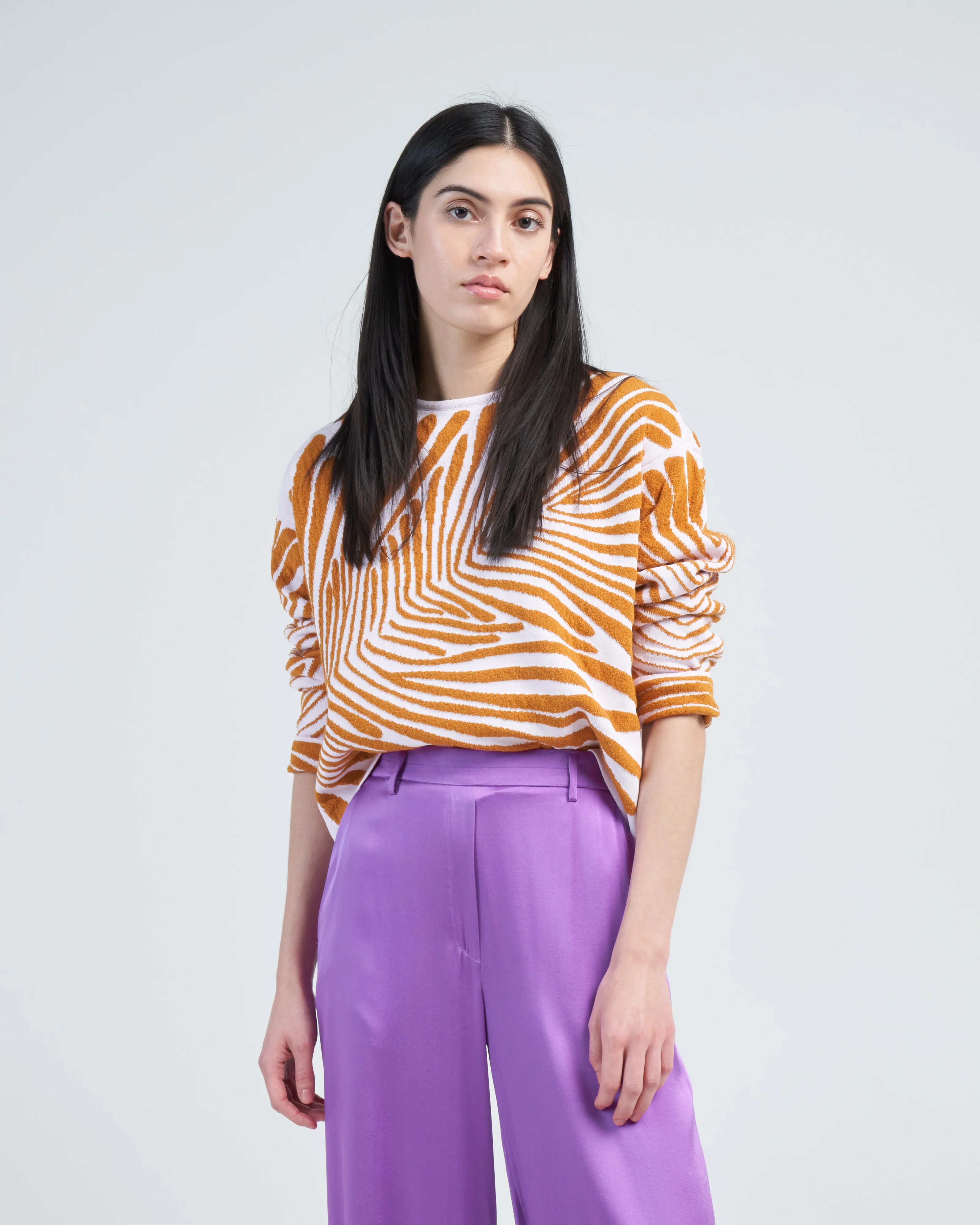 essential jacquard round neck sweater