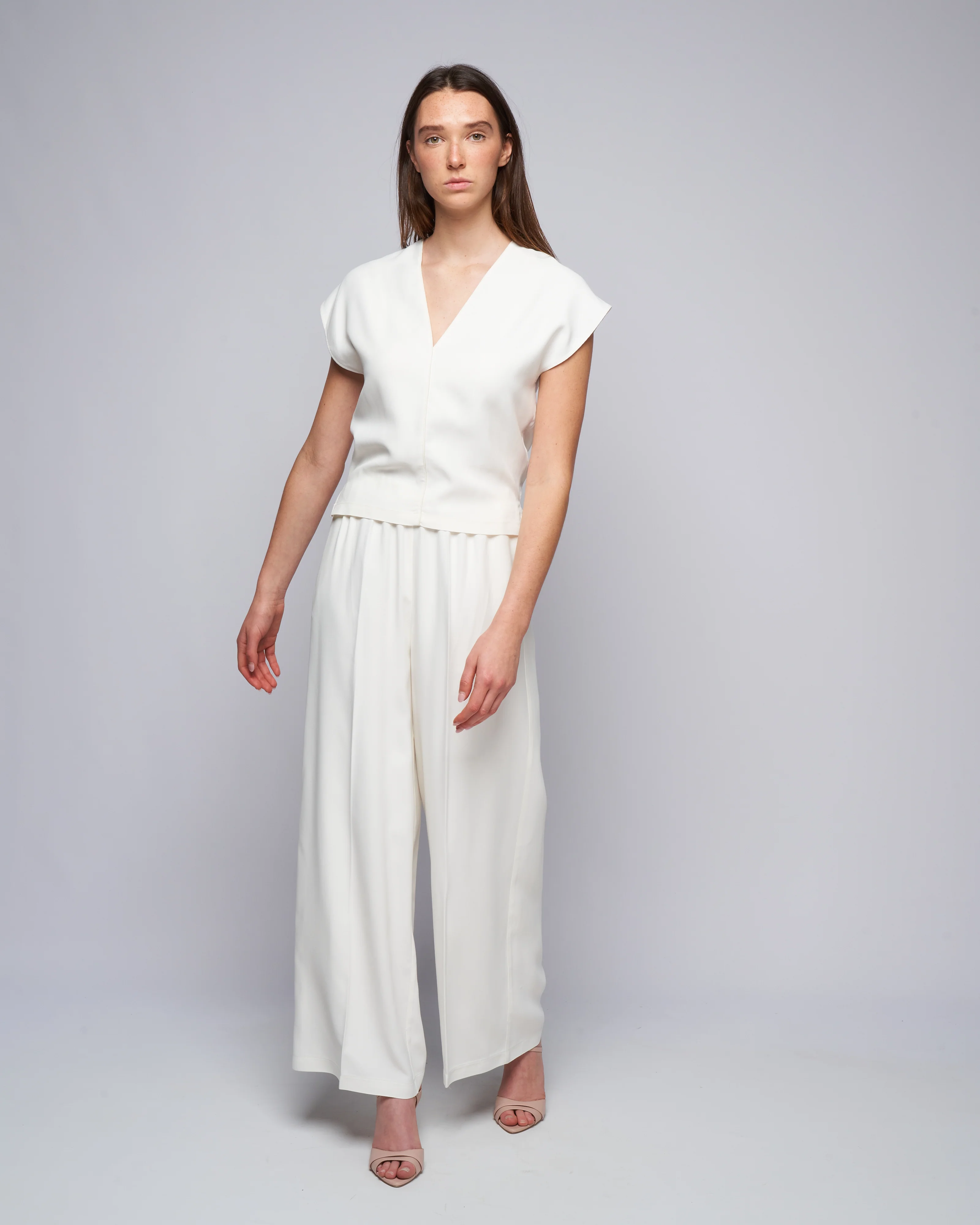 fluid ottoman v neck top - pure - Image 2
