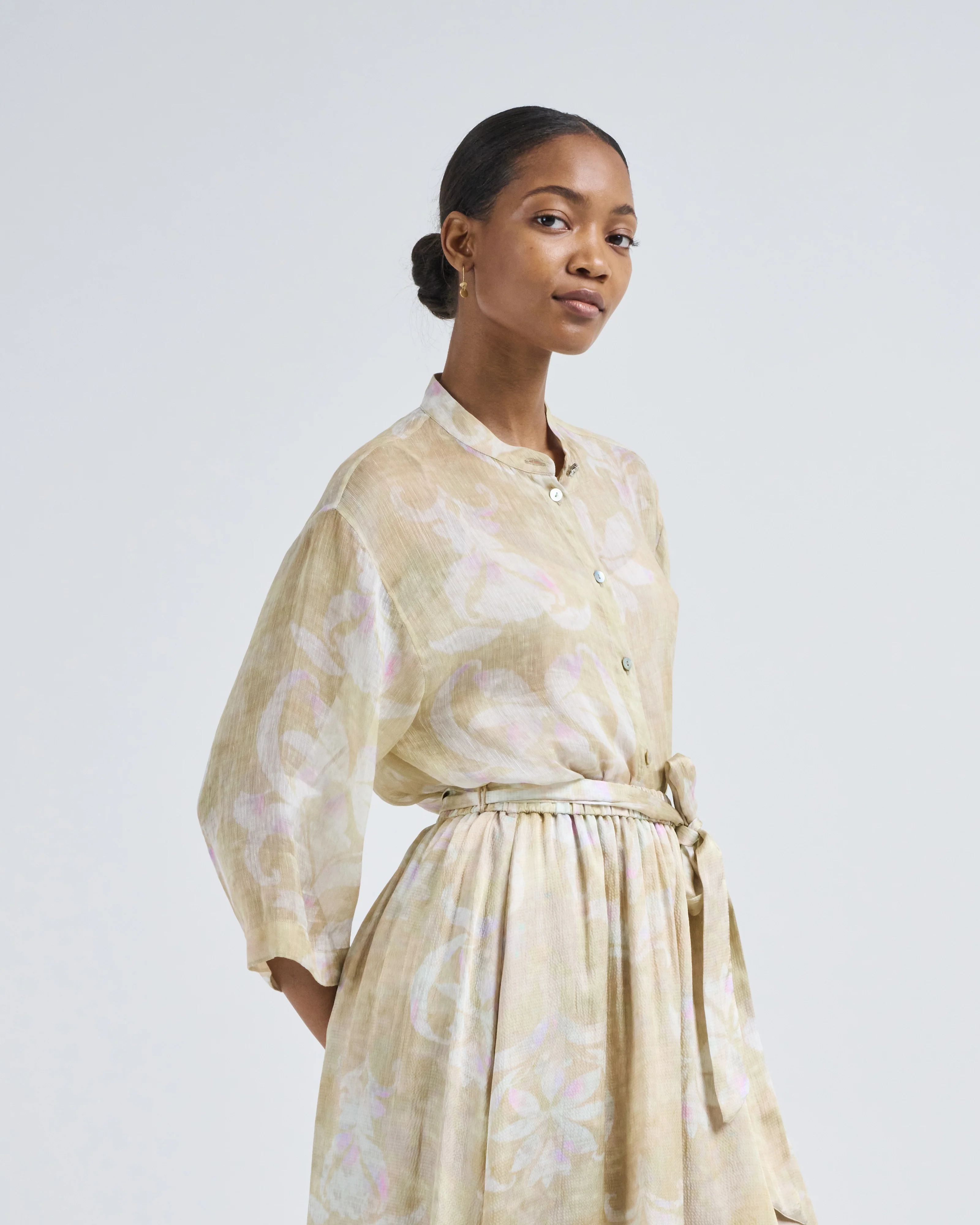 the secret lily print linen silk gauze shirt - Image 4