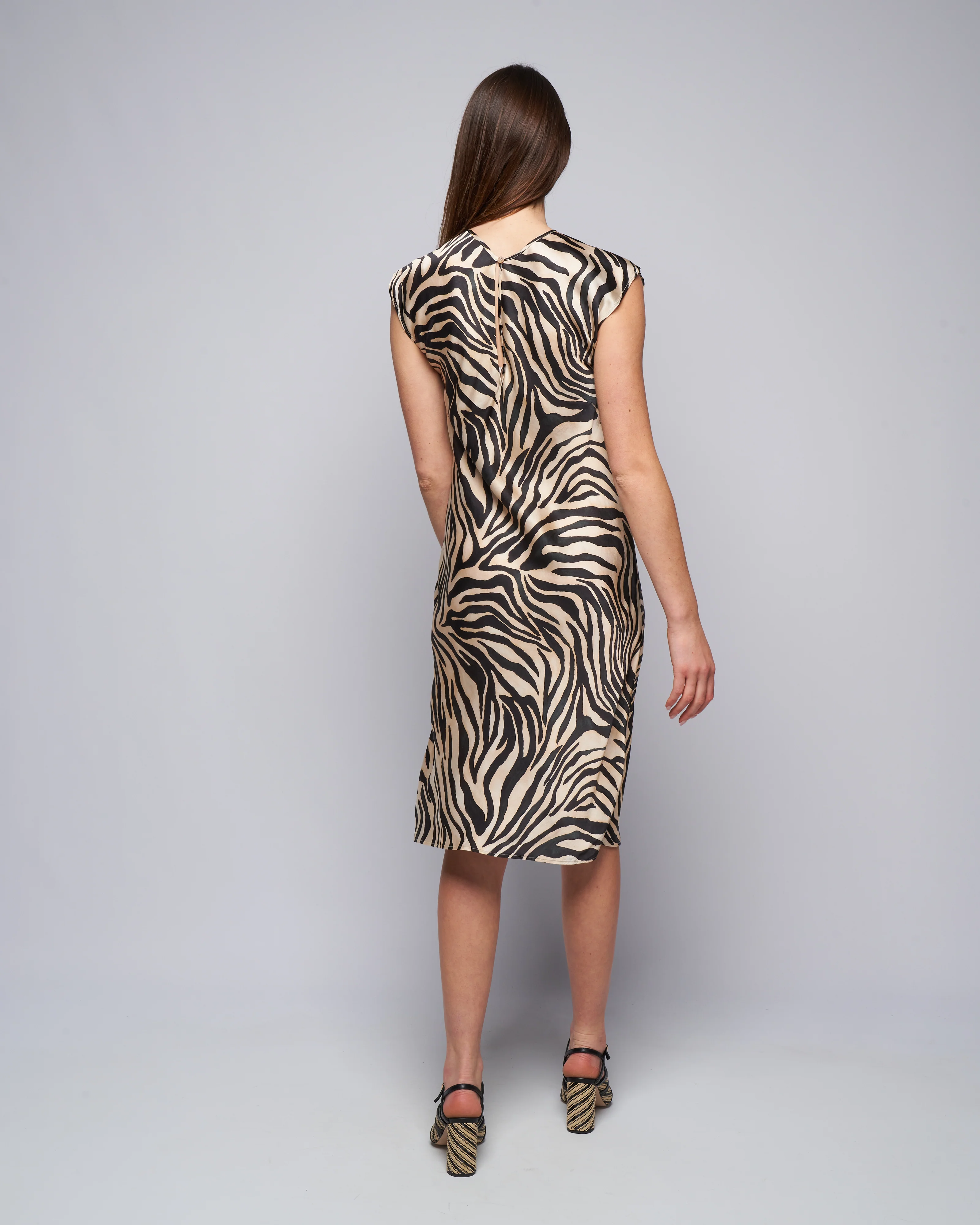 wild roses print satin sleeveless dress - noir - Image 4