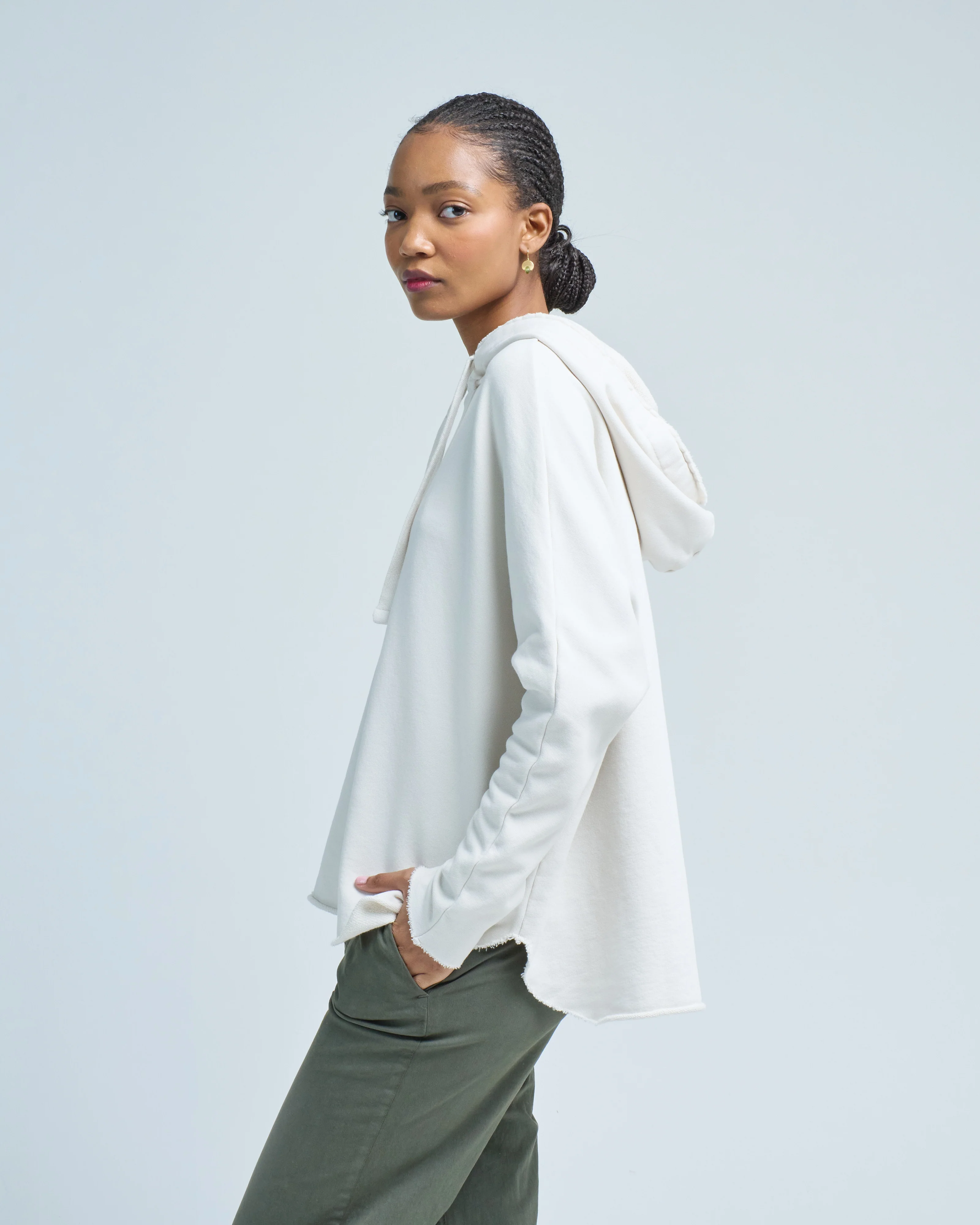 kane capelet hoodie - Image 3