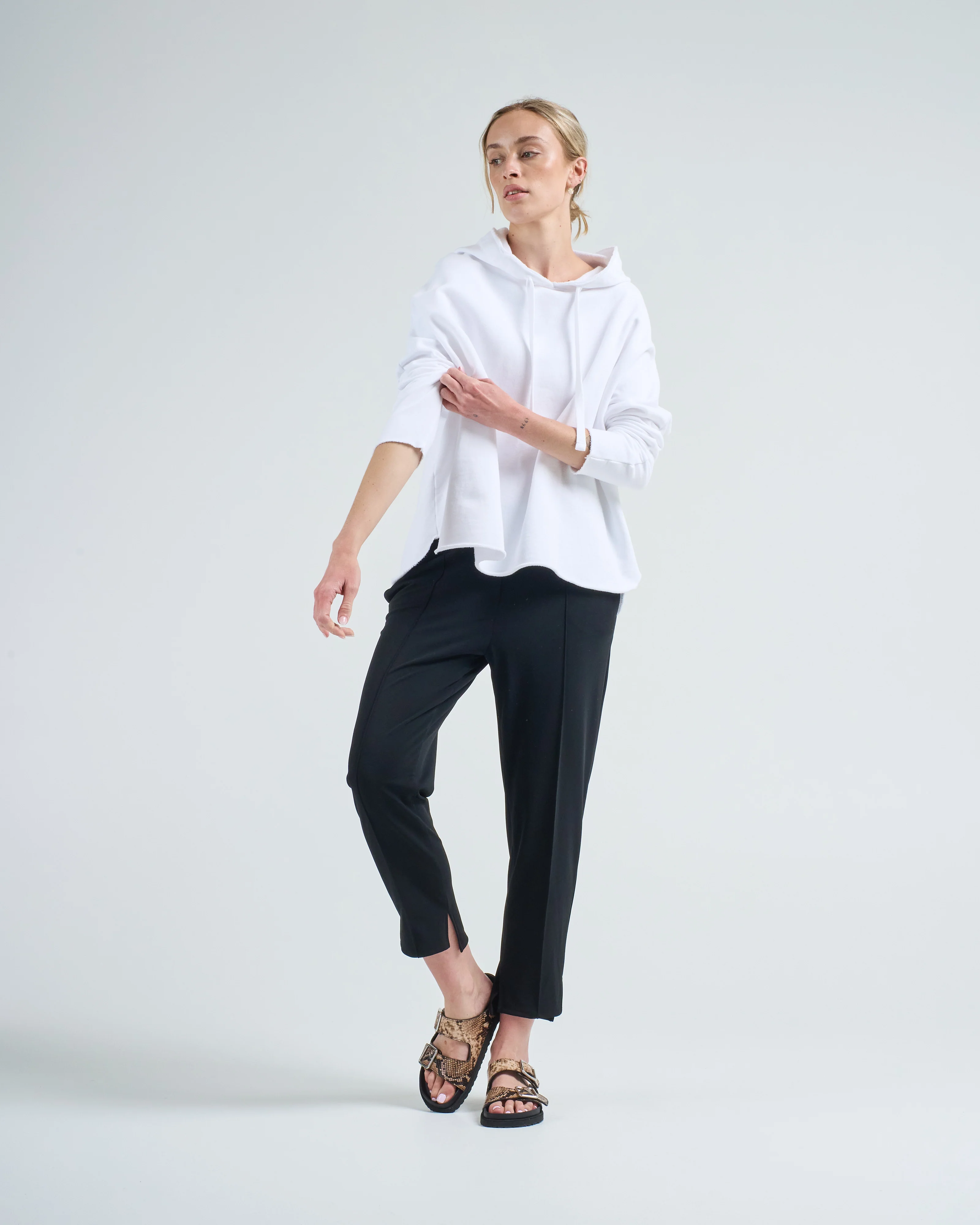 kane capelet hoodie - Image 5