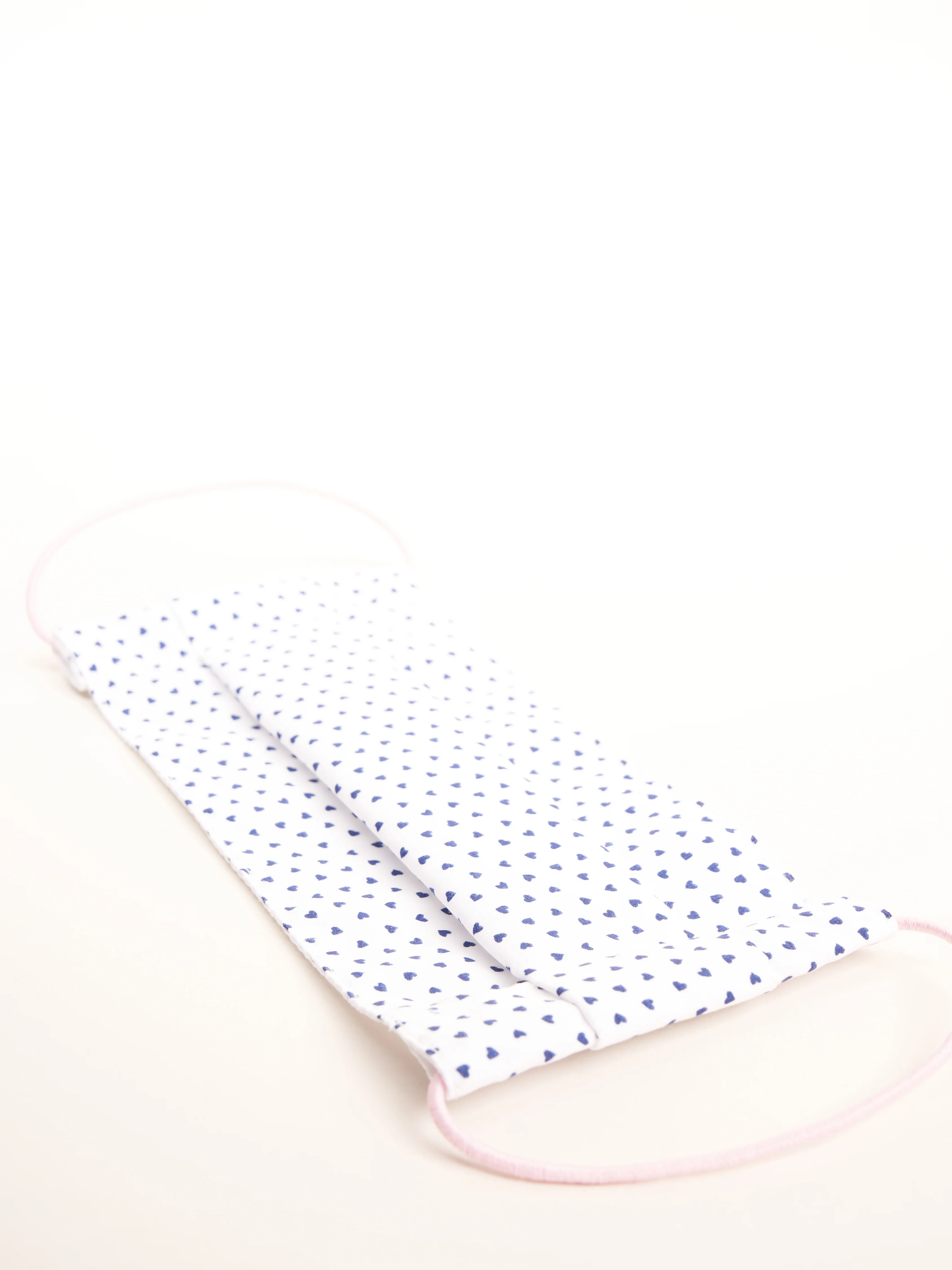 face mask - blue hearts - Image 2