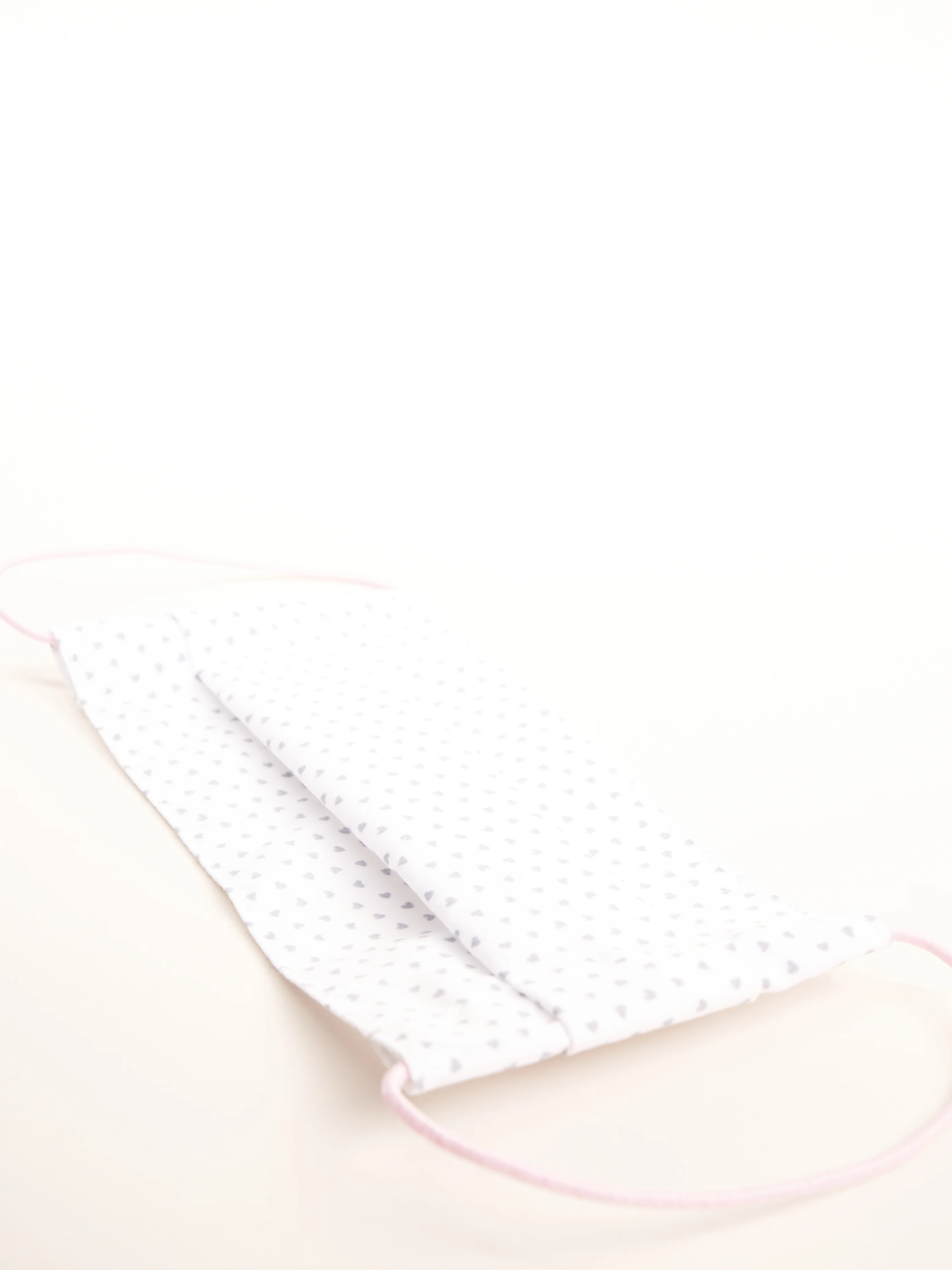 face mask - grey hearts - Image 2