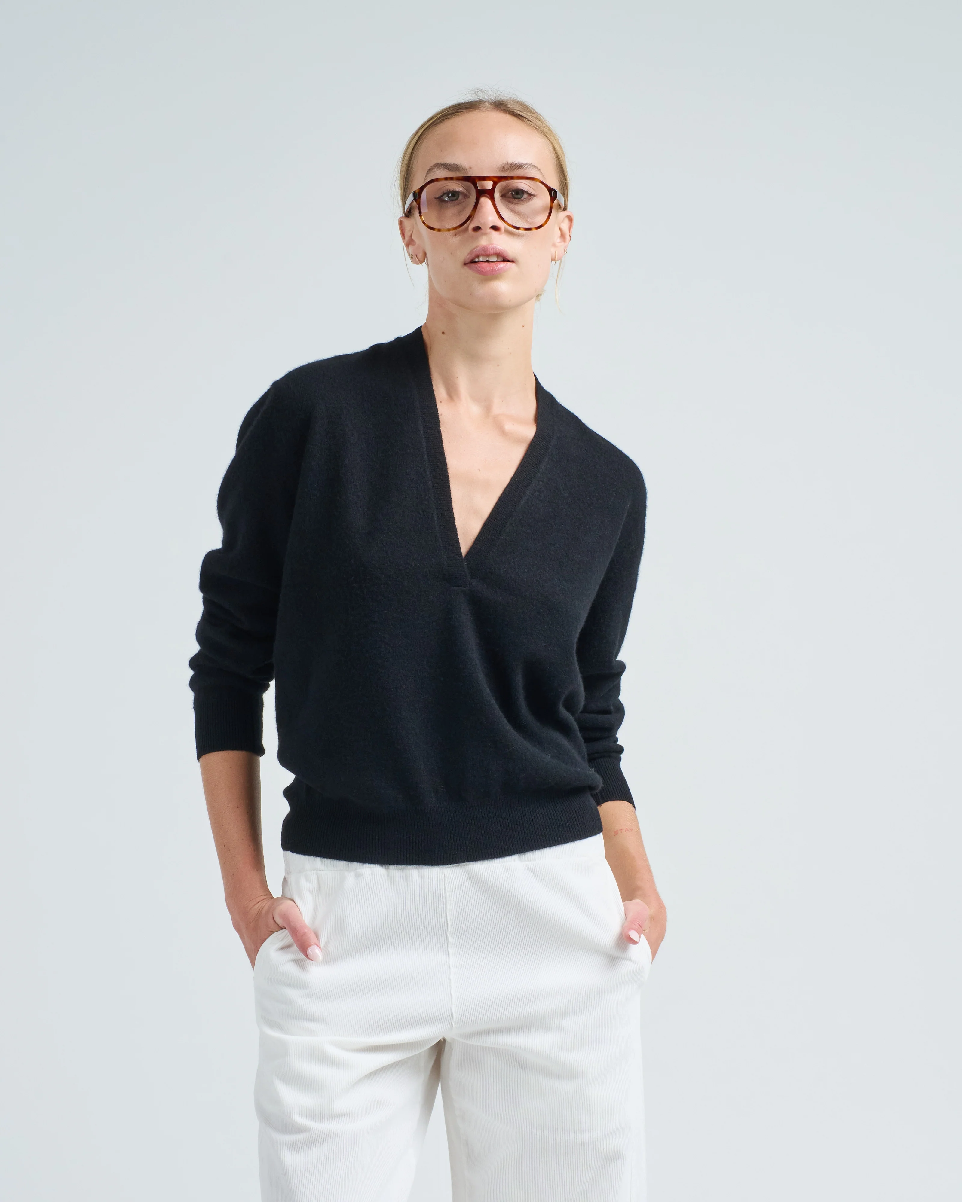 mini johnny deep v sweater - Image 3