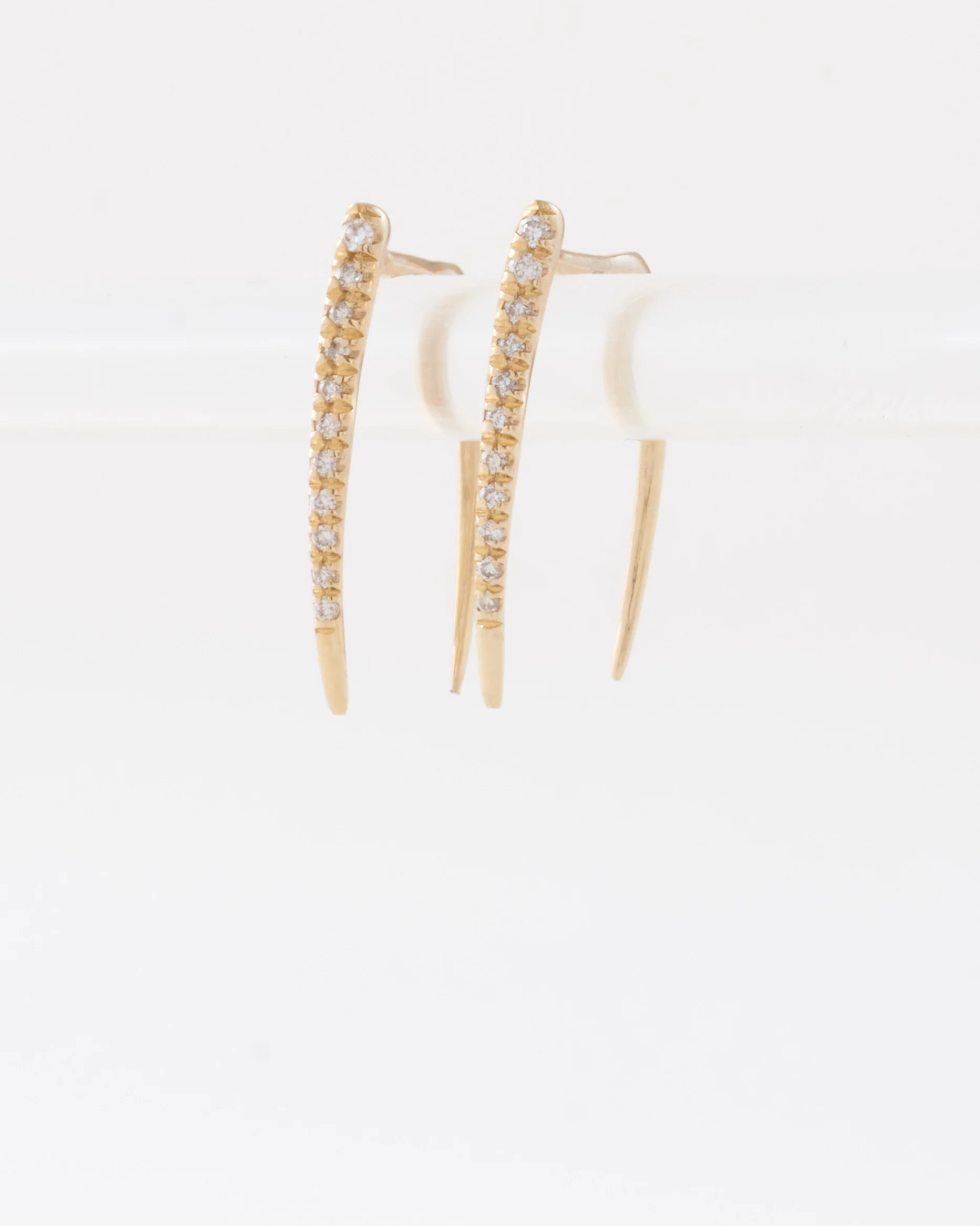 classic infinite tusk earrings with white pavé diamonds - Image 3