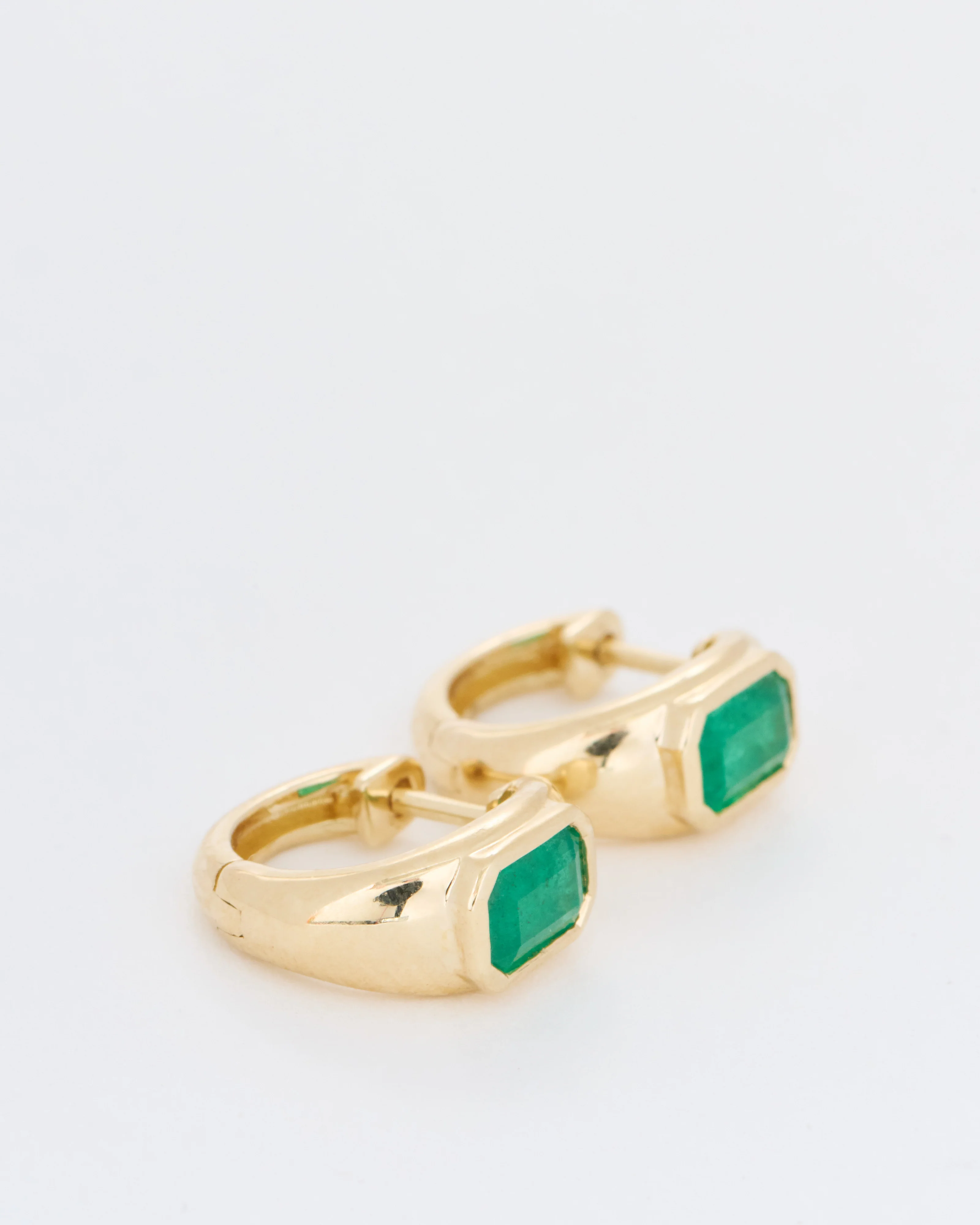 medium balloon huggies with emeralds classic - Image 2