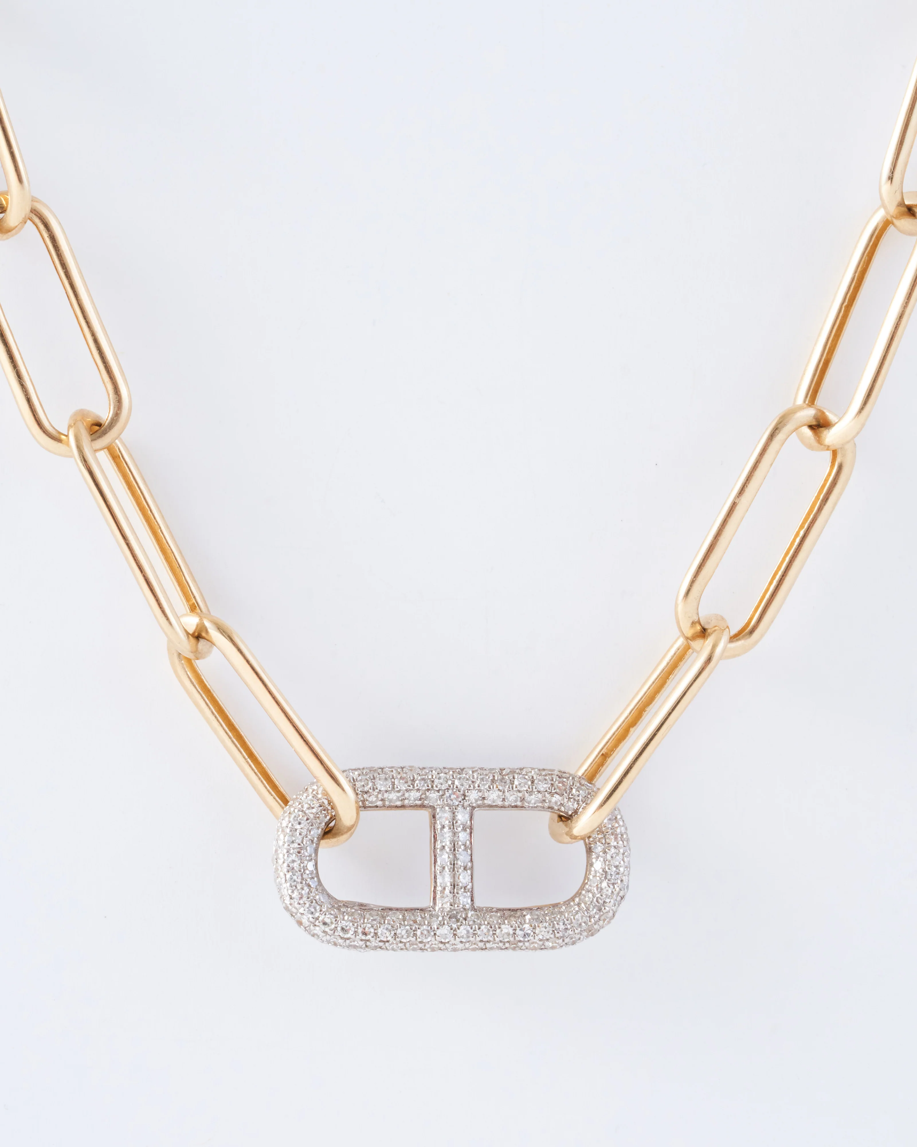 stirrup link necklace with white pavé diamonds - Image 2