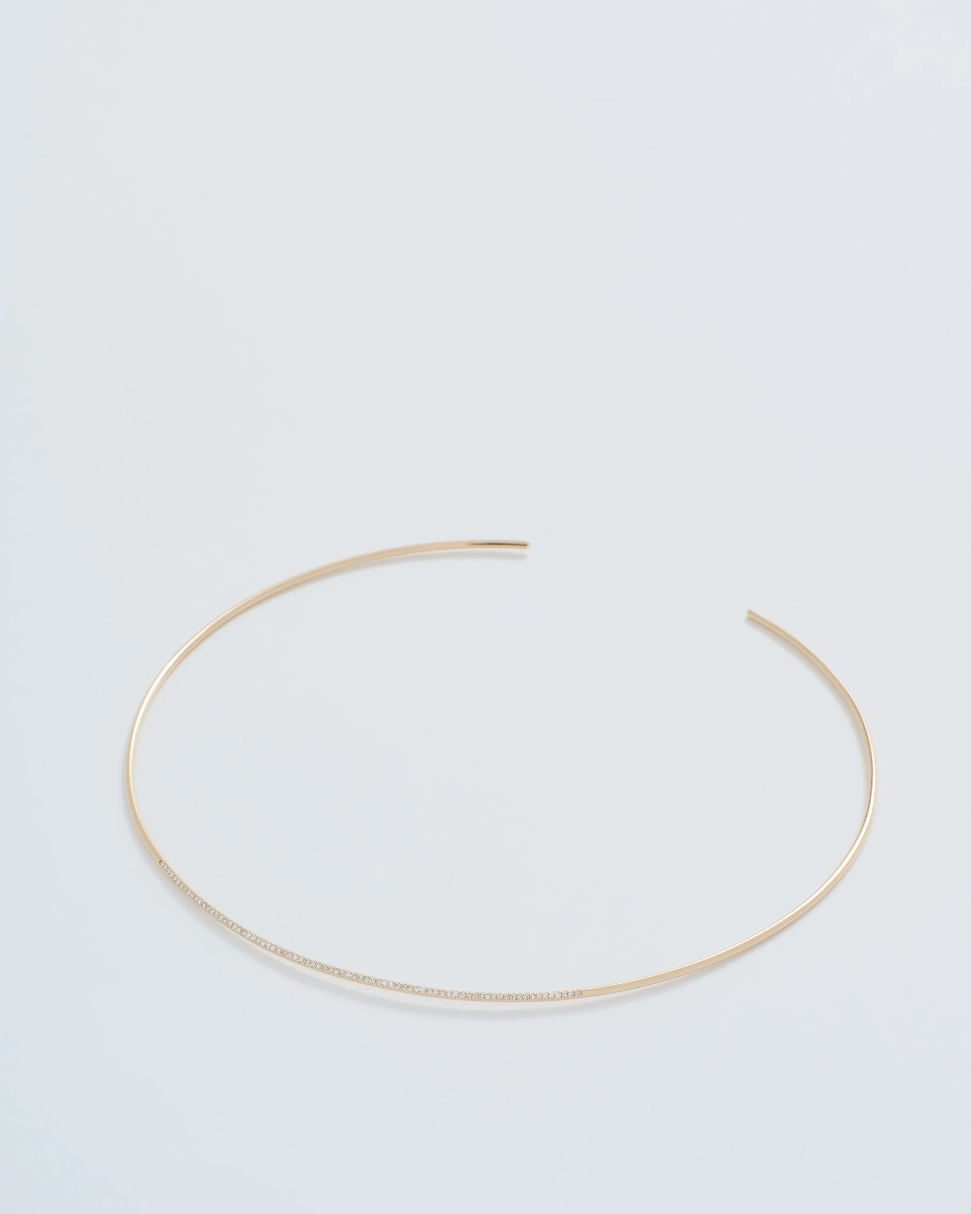 subtle choker with white pavé diamonds - Image 3