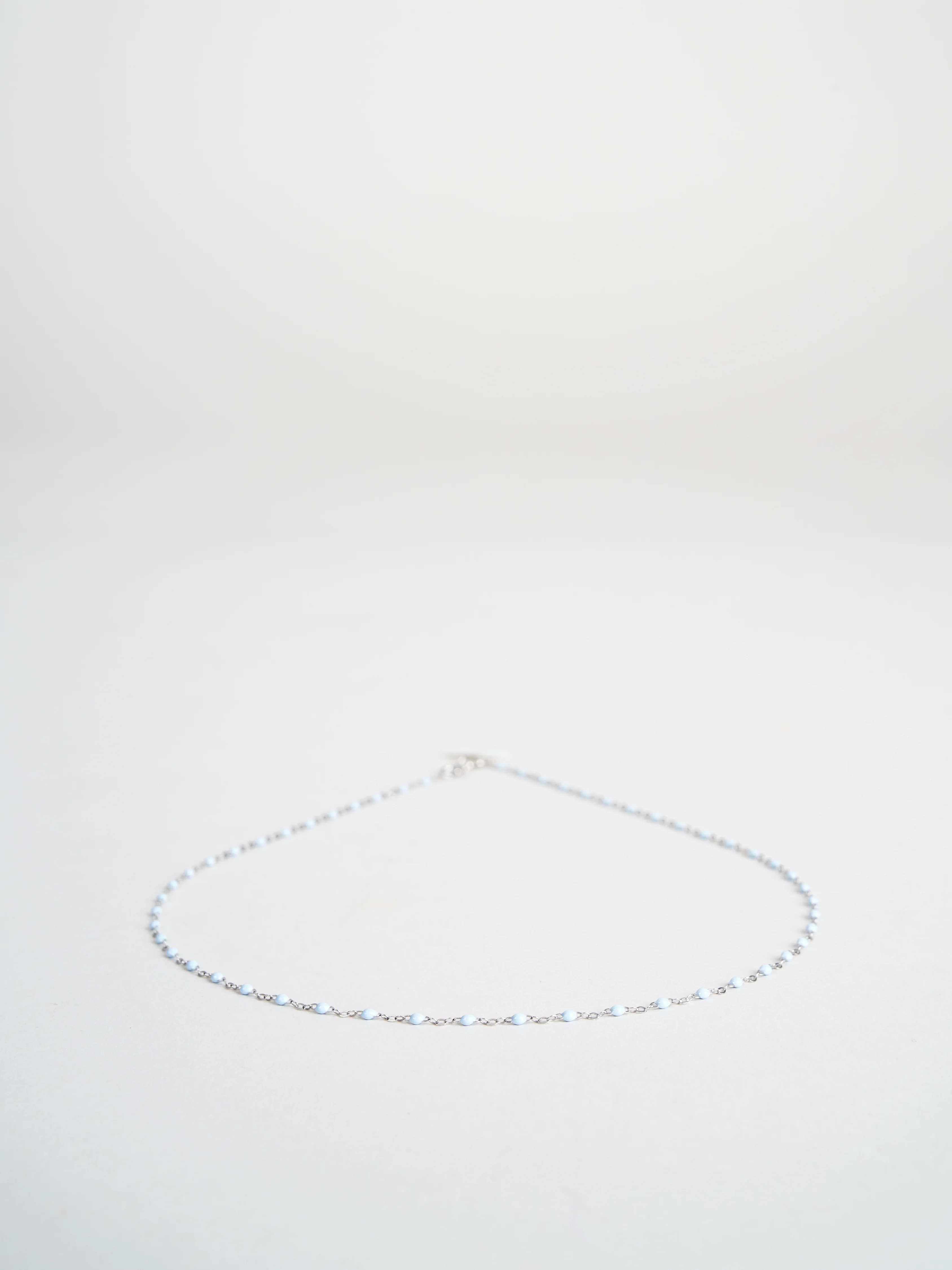 classic gigi white gold necklace - baby blue - Image 3