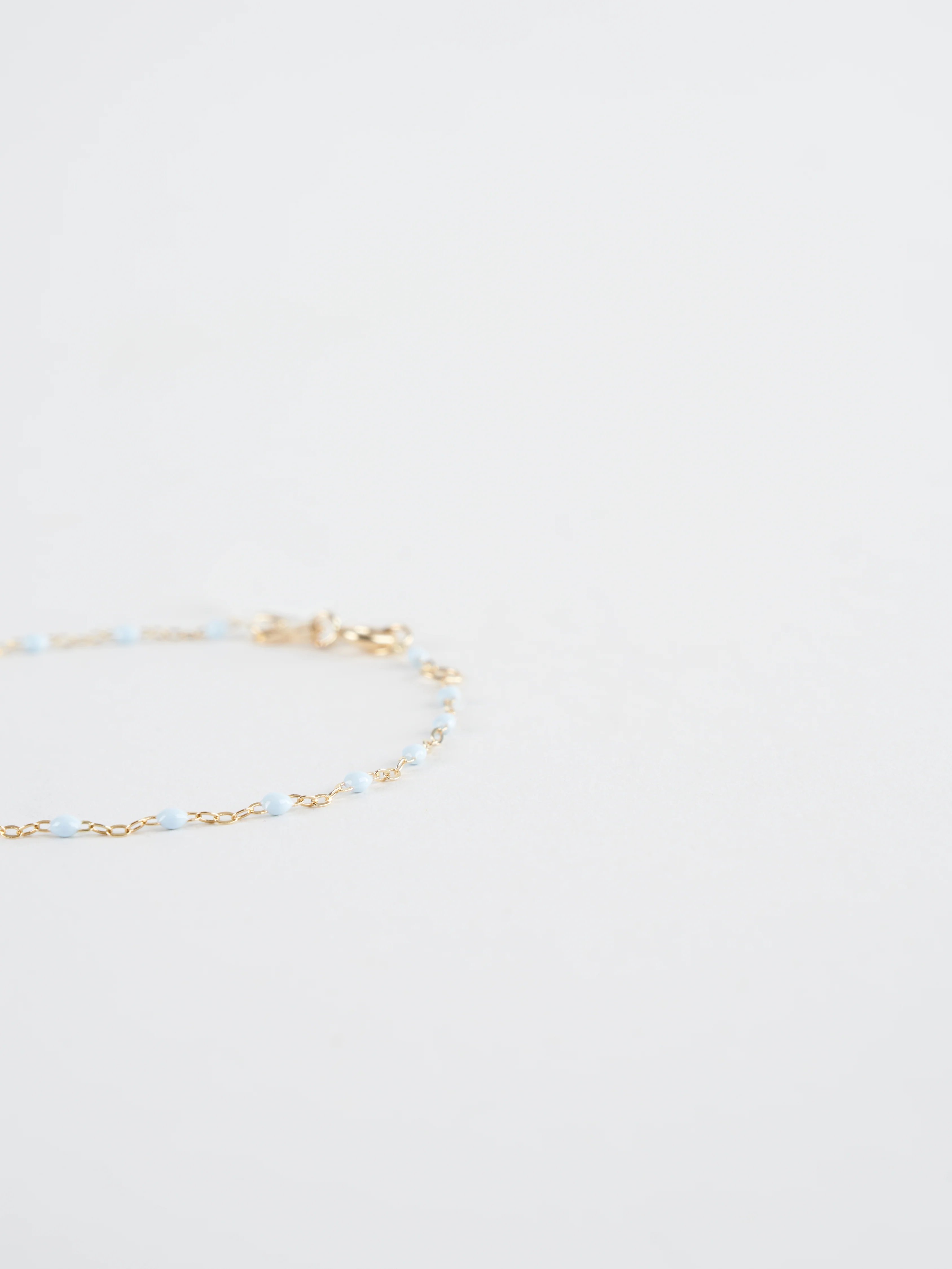 baby blue bead bracelet - yellow gold - Image 2