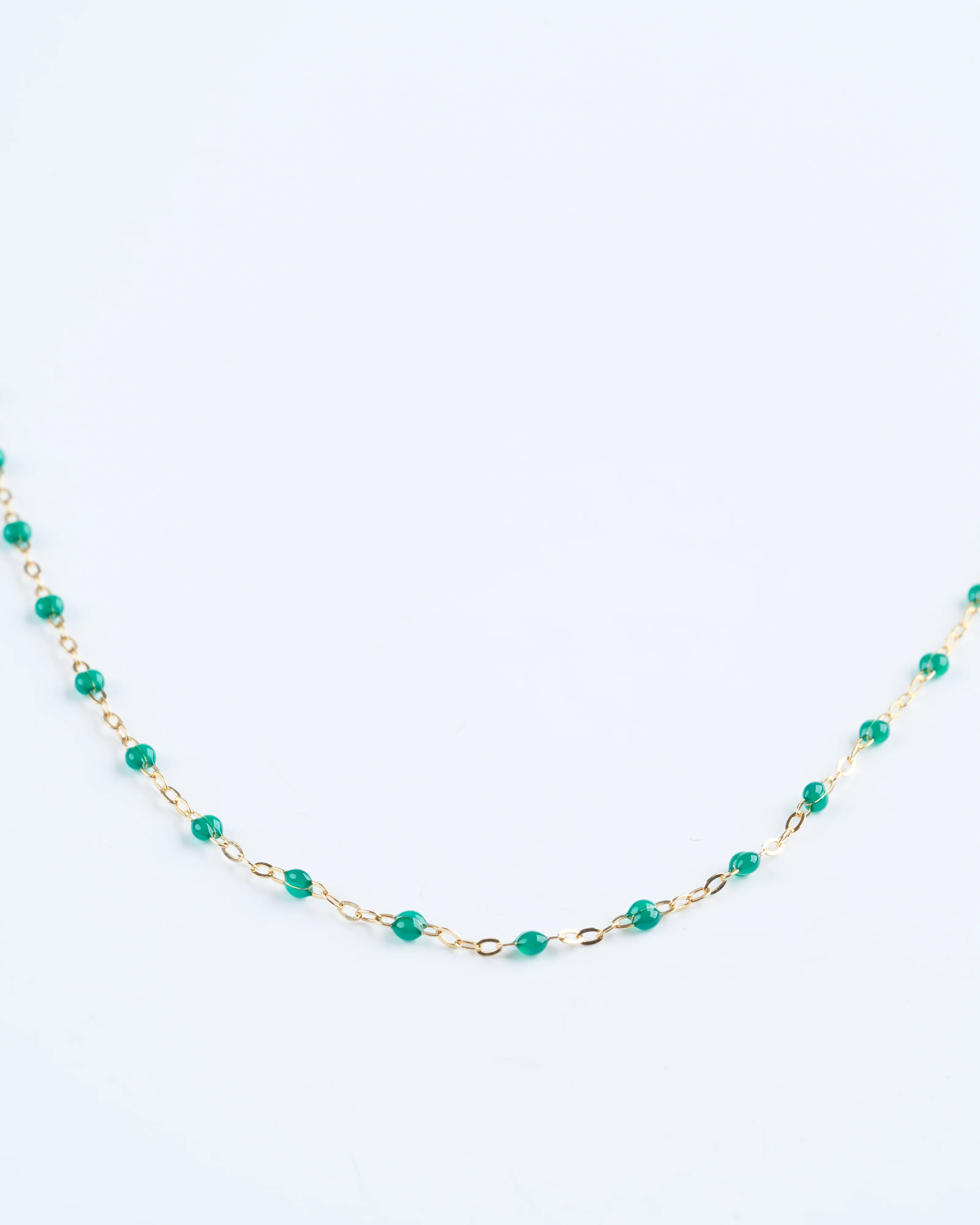 classic gigi yellow gold necklace - emerald - Image 3