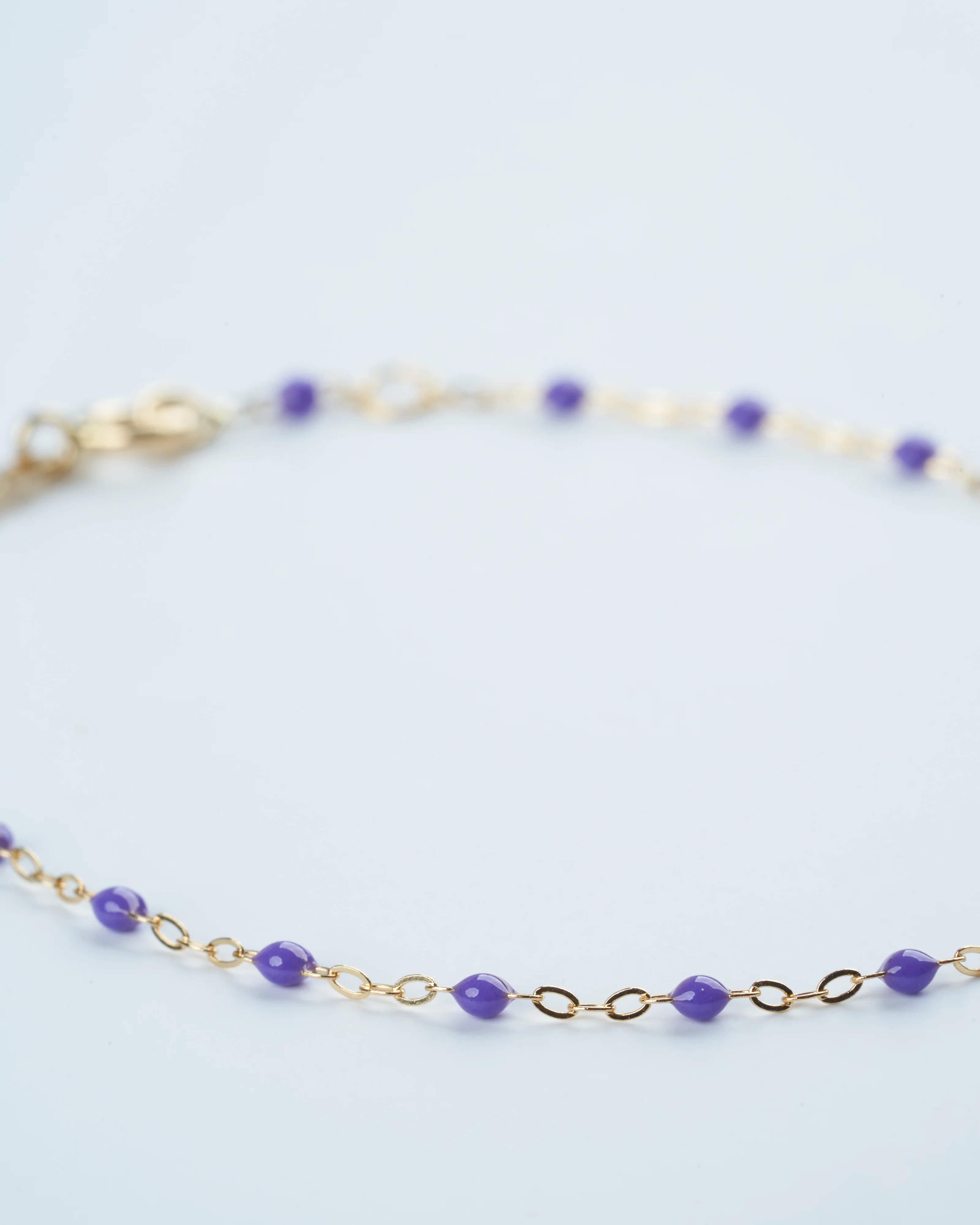 mauve bead bracelet - yellow gold - Image 3