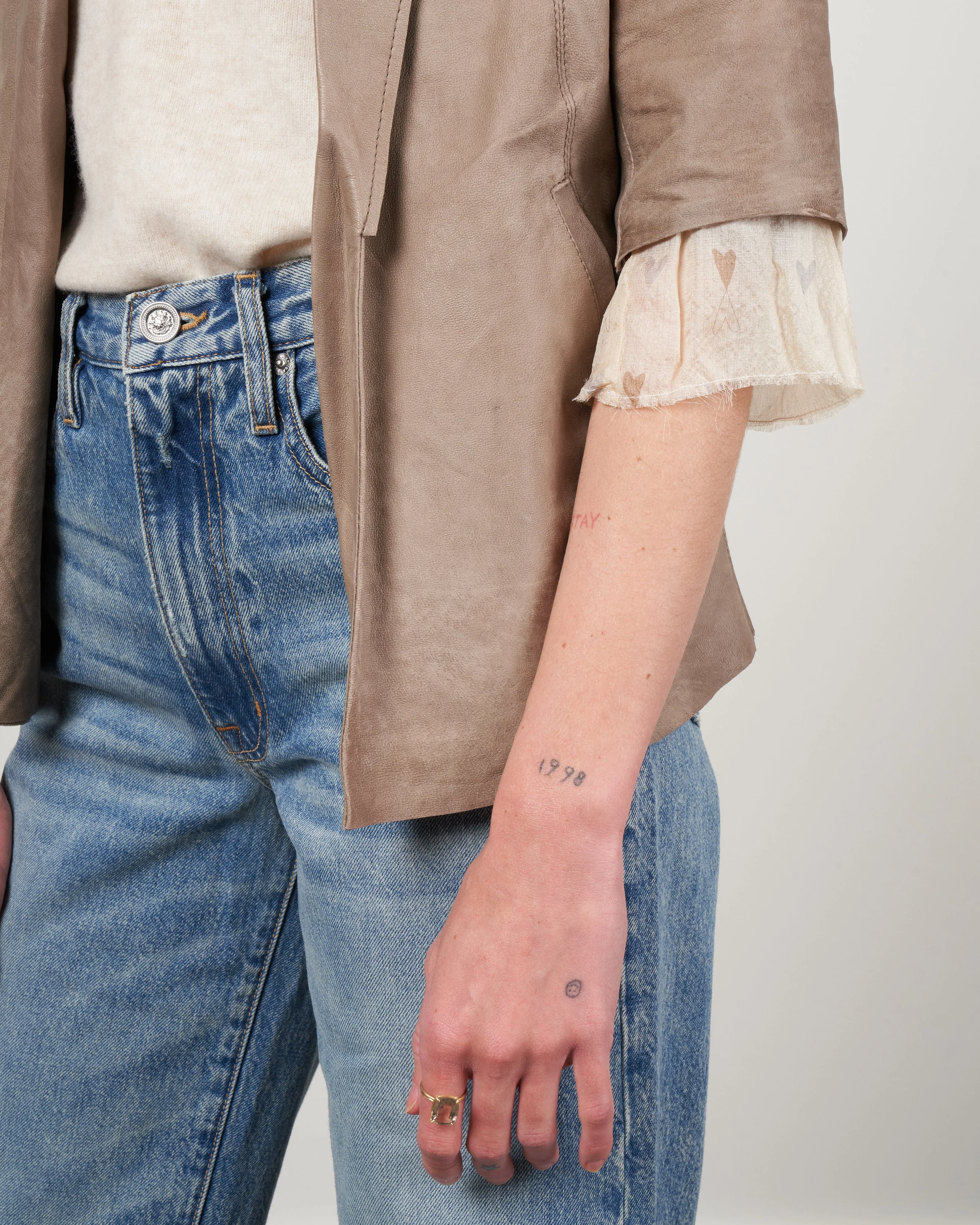 short sleeve blazer w/ solid chiffon - taupe brush - Image 5