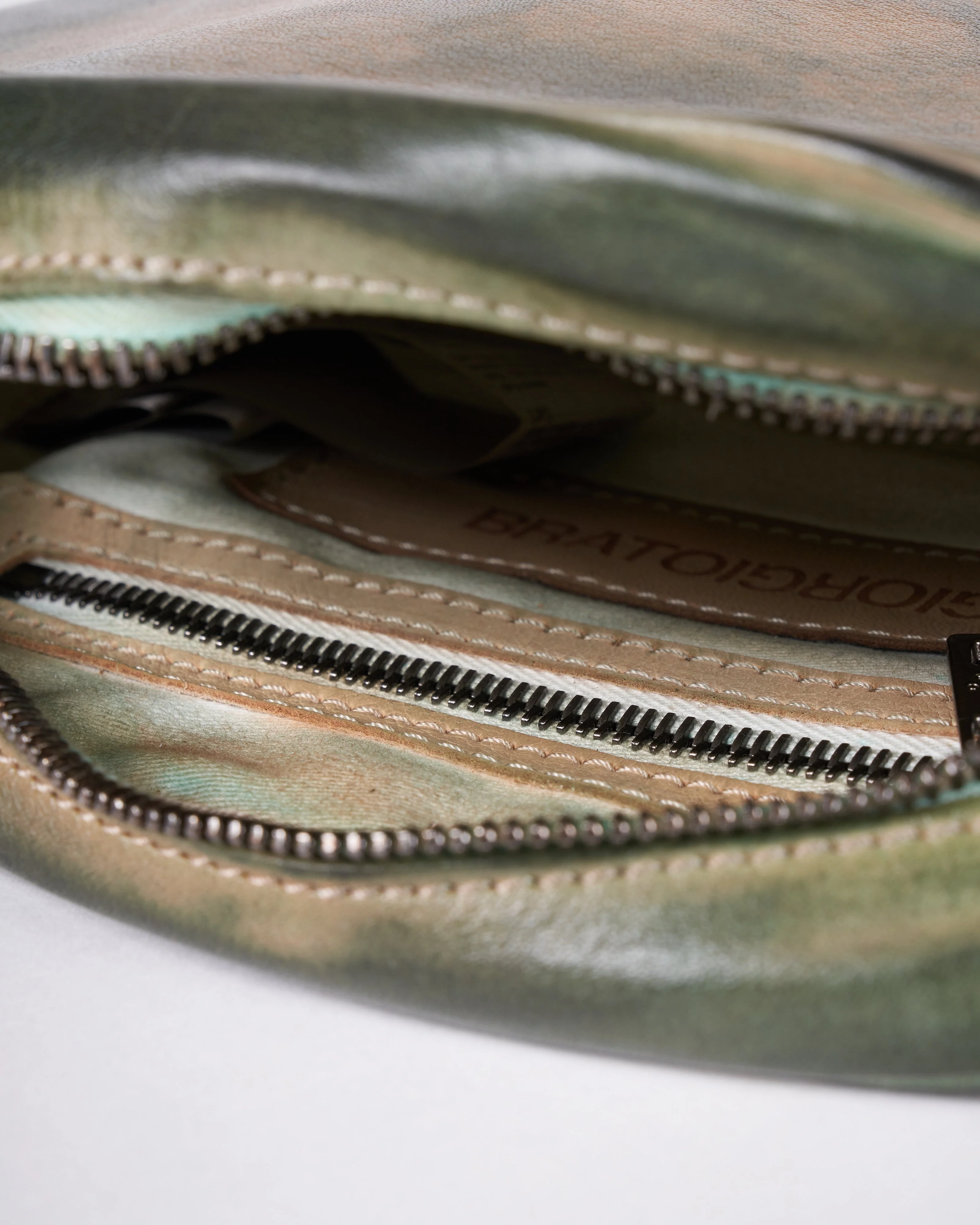 small crossbody - birch wax - Image 4