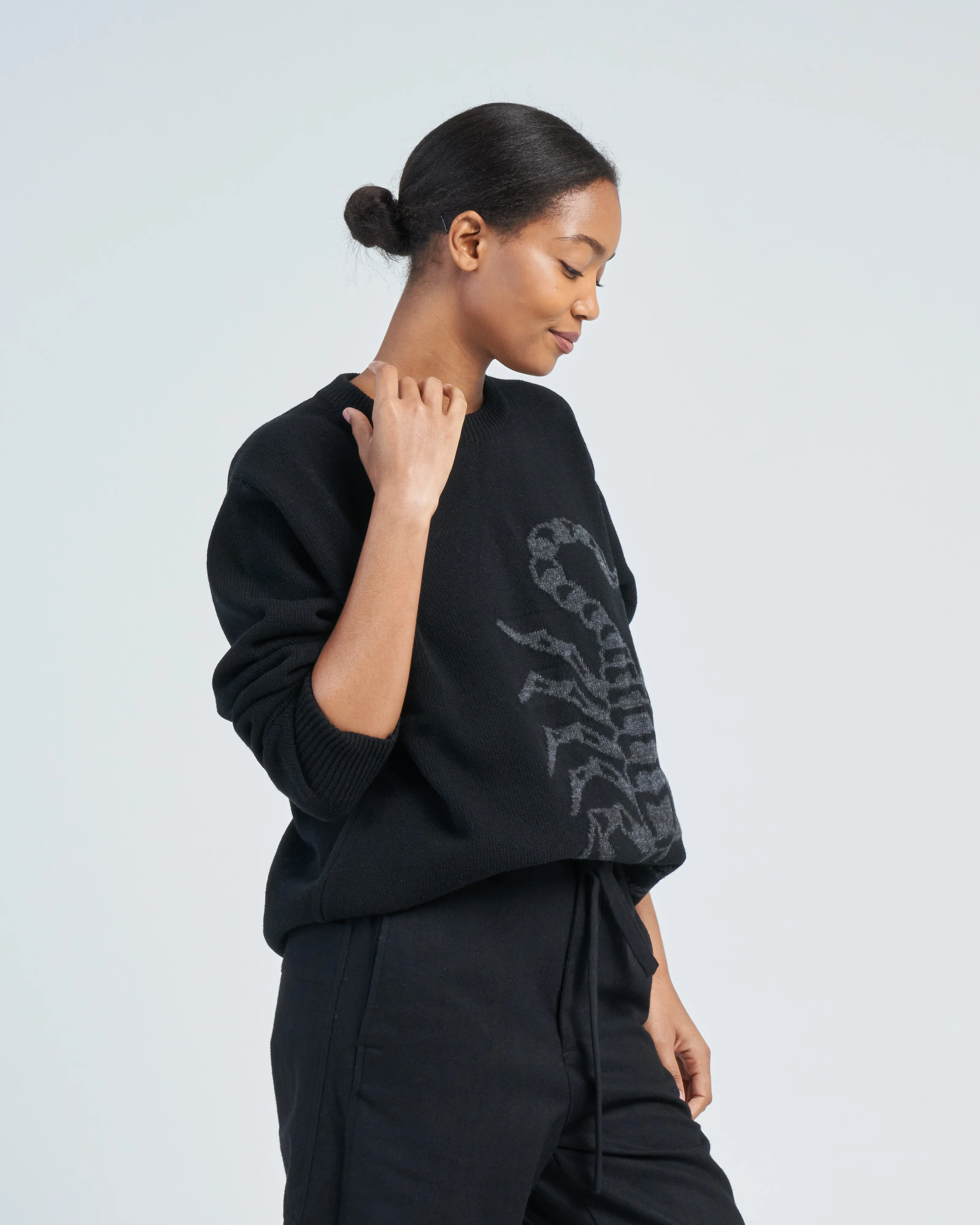 scorpion sweater - Image 4