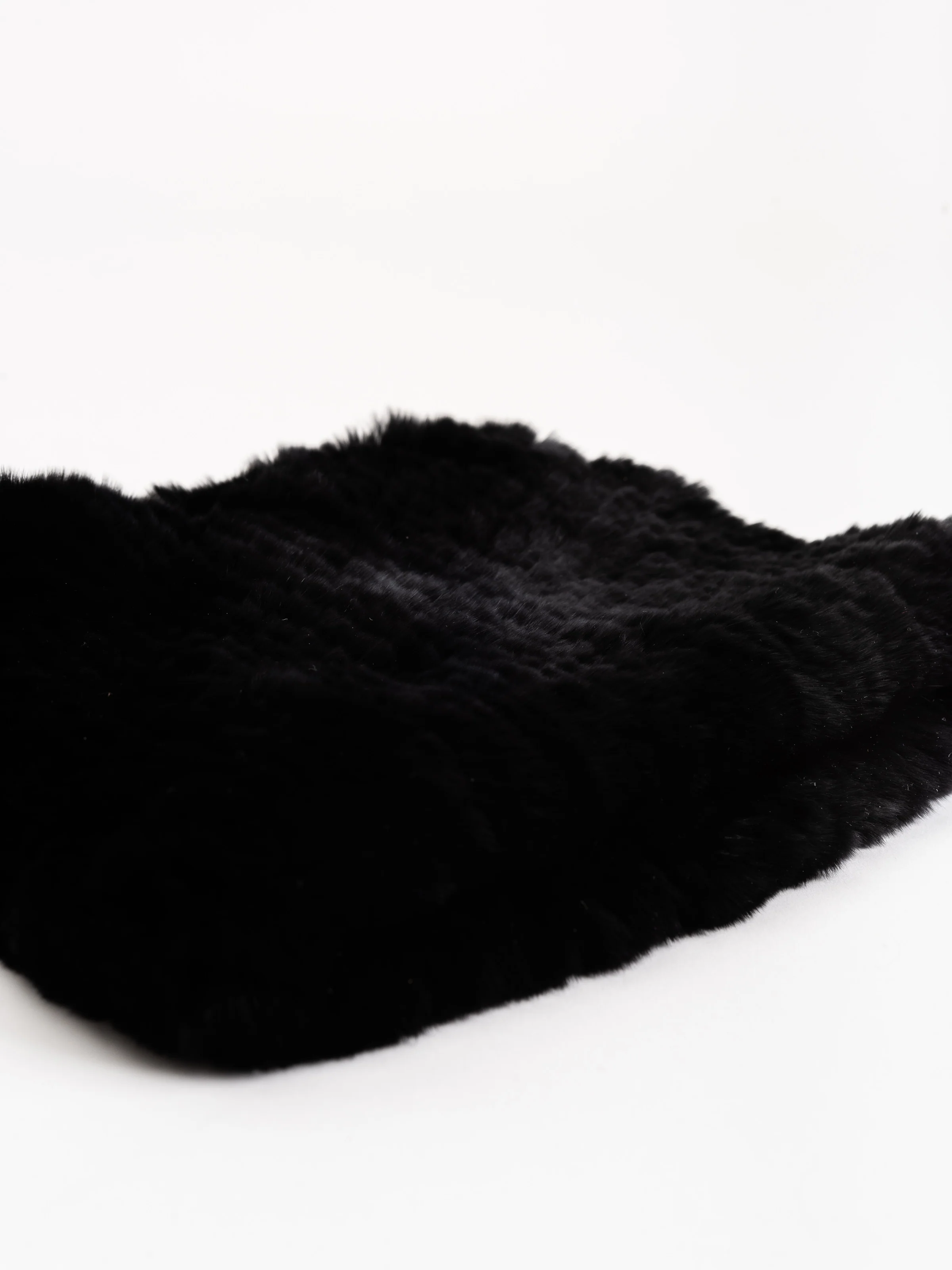 fur funnel - jet black - Image 3