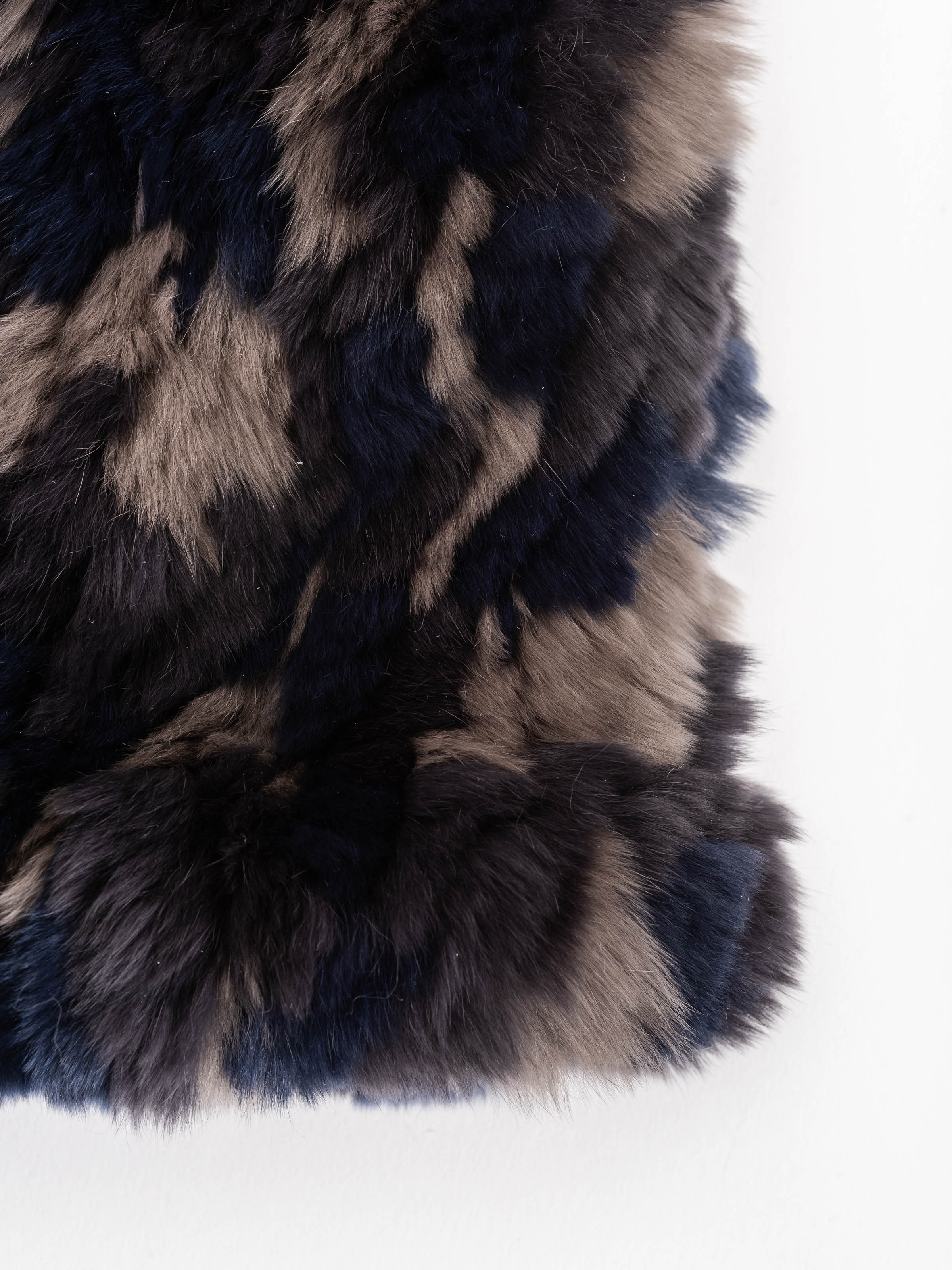 fur funnel - taupe camo - Image 2