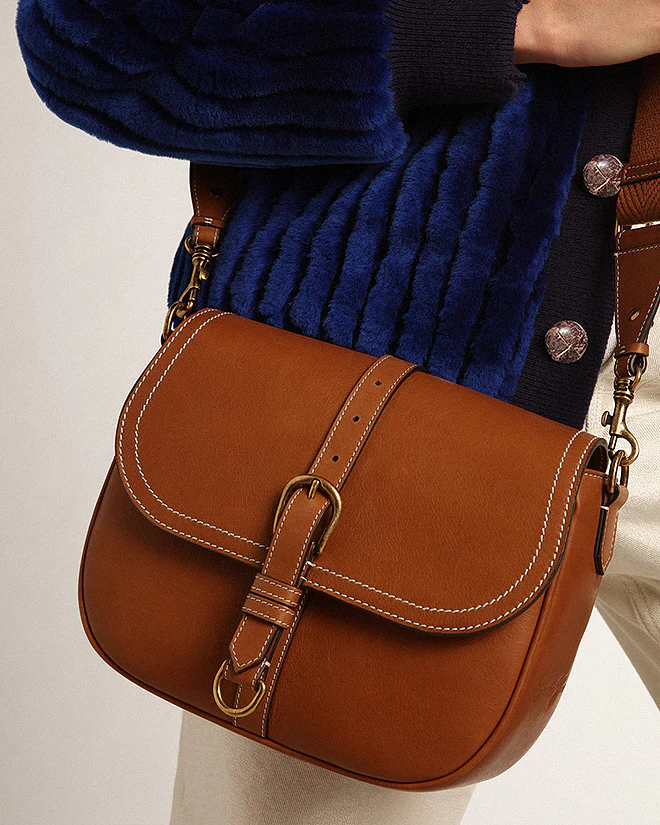 medium sally bag in smooth calfskin leather - nougat - Image 5