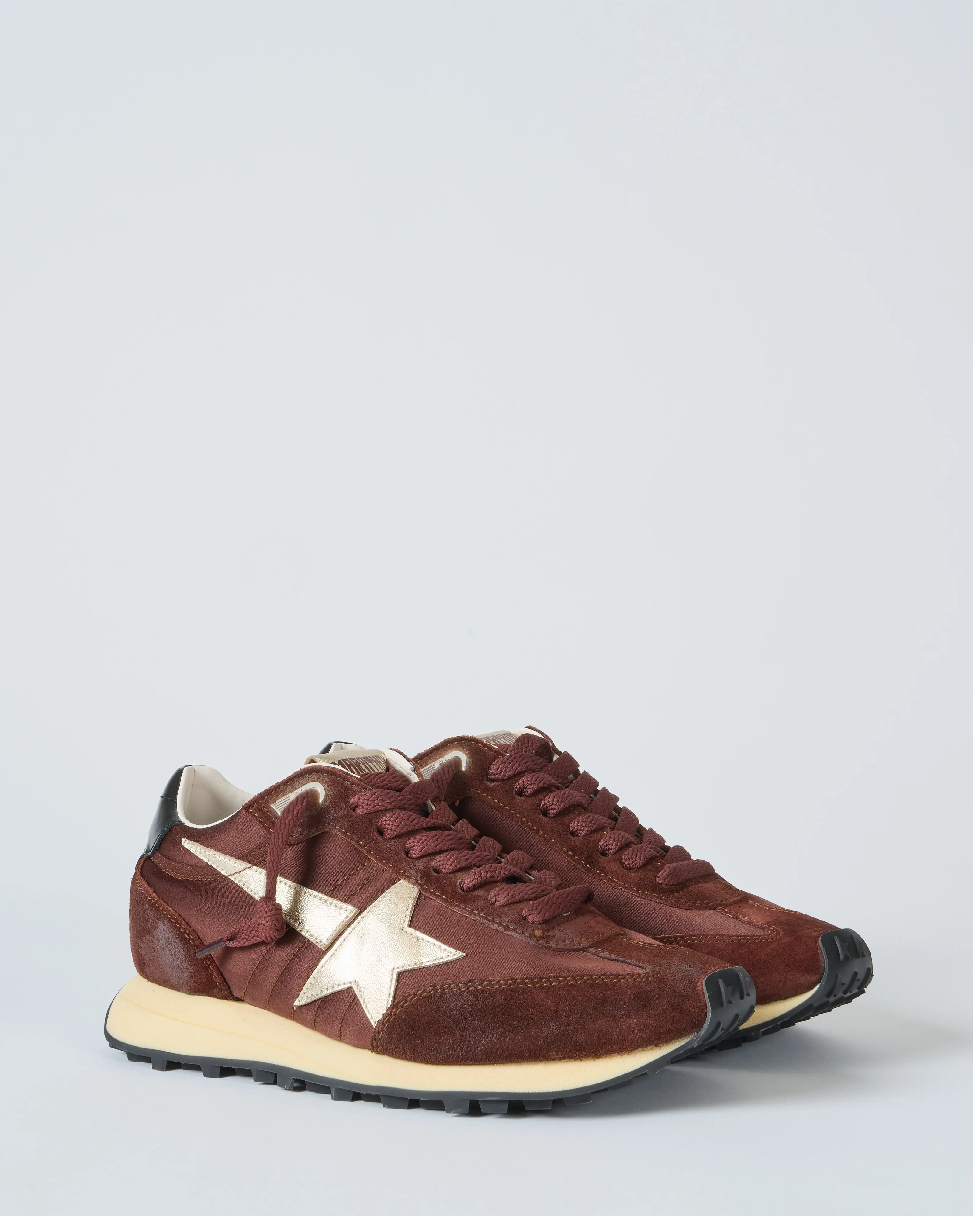 running marathon satin upper suede toe leather heel sneaker - Image 4