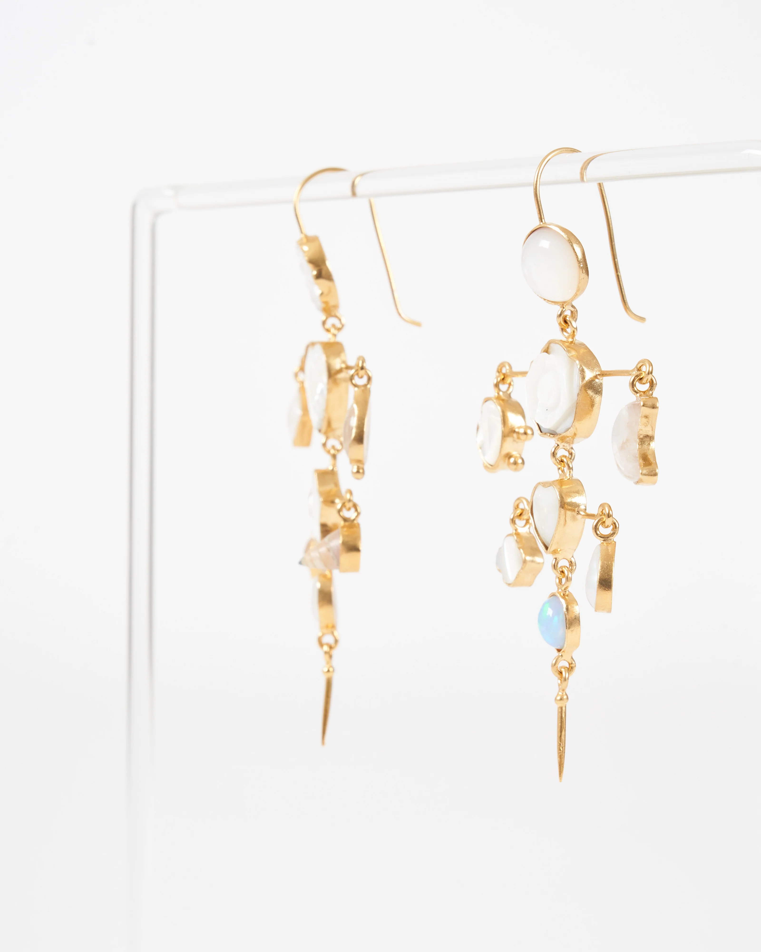 layered victorian drop earrings - gold/white - Image 3