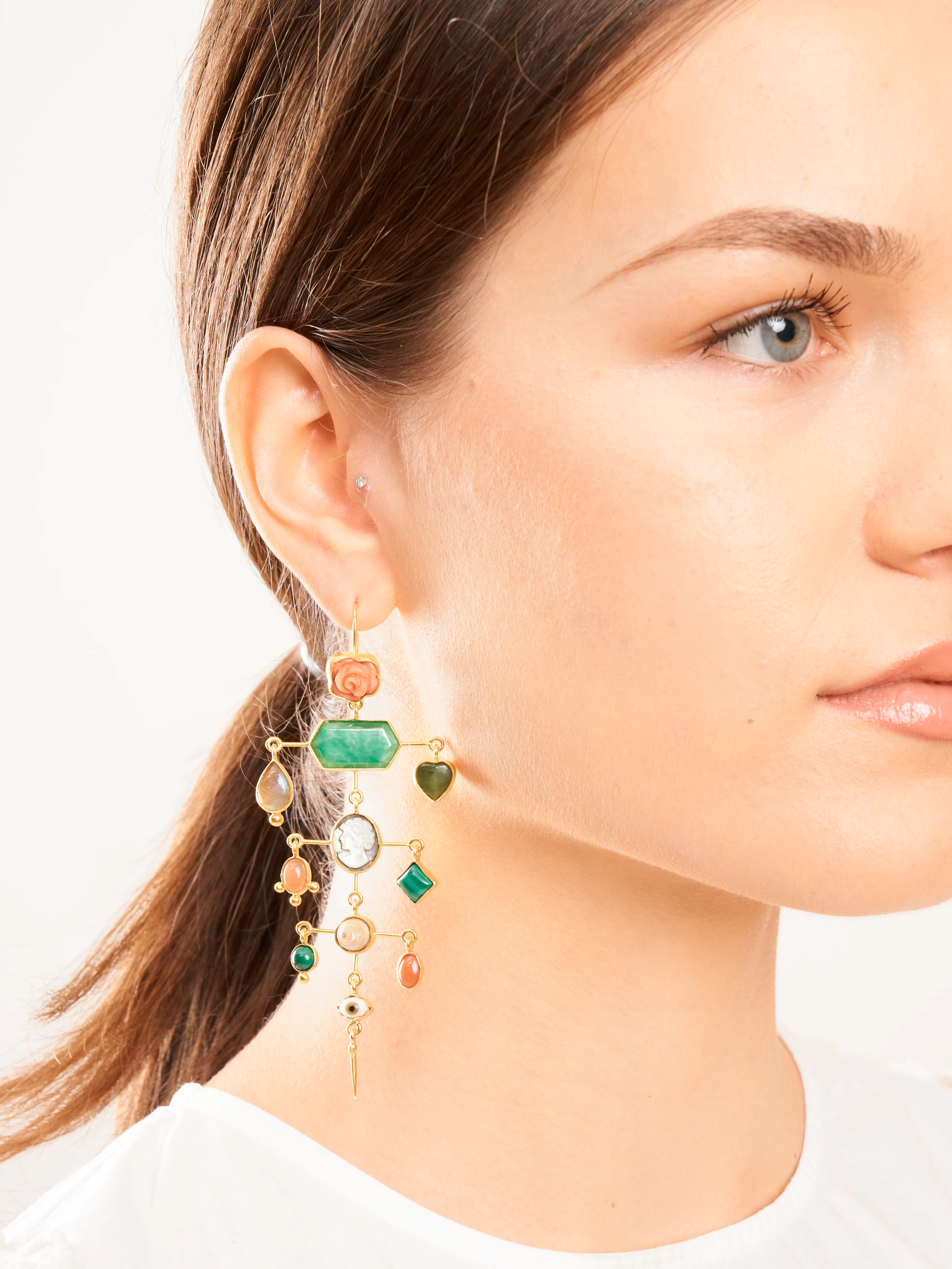 multi layer balance with victorian drop earring - Image 4
