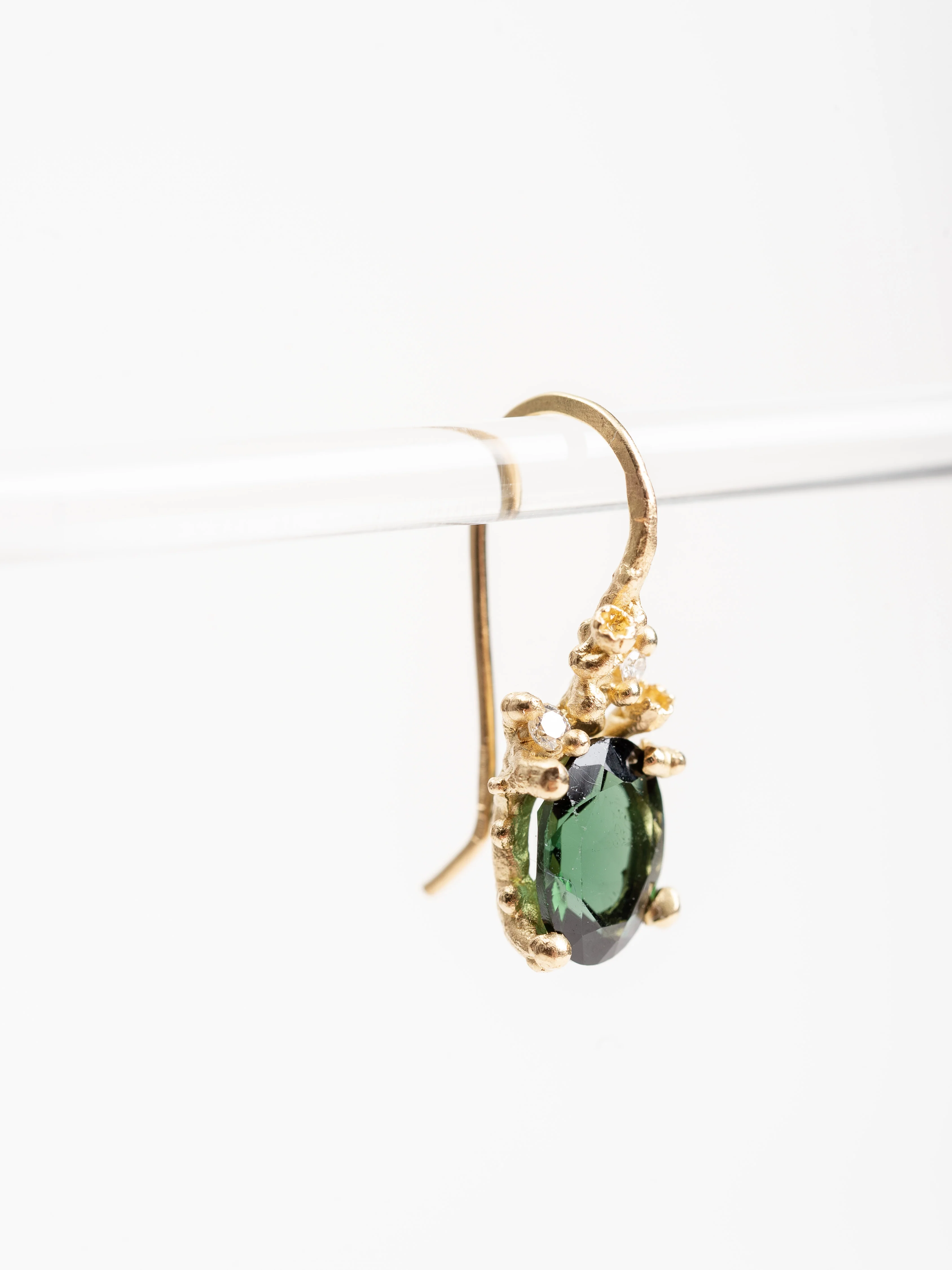 green tourmaline diamond earrings - 18k - Image 2