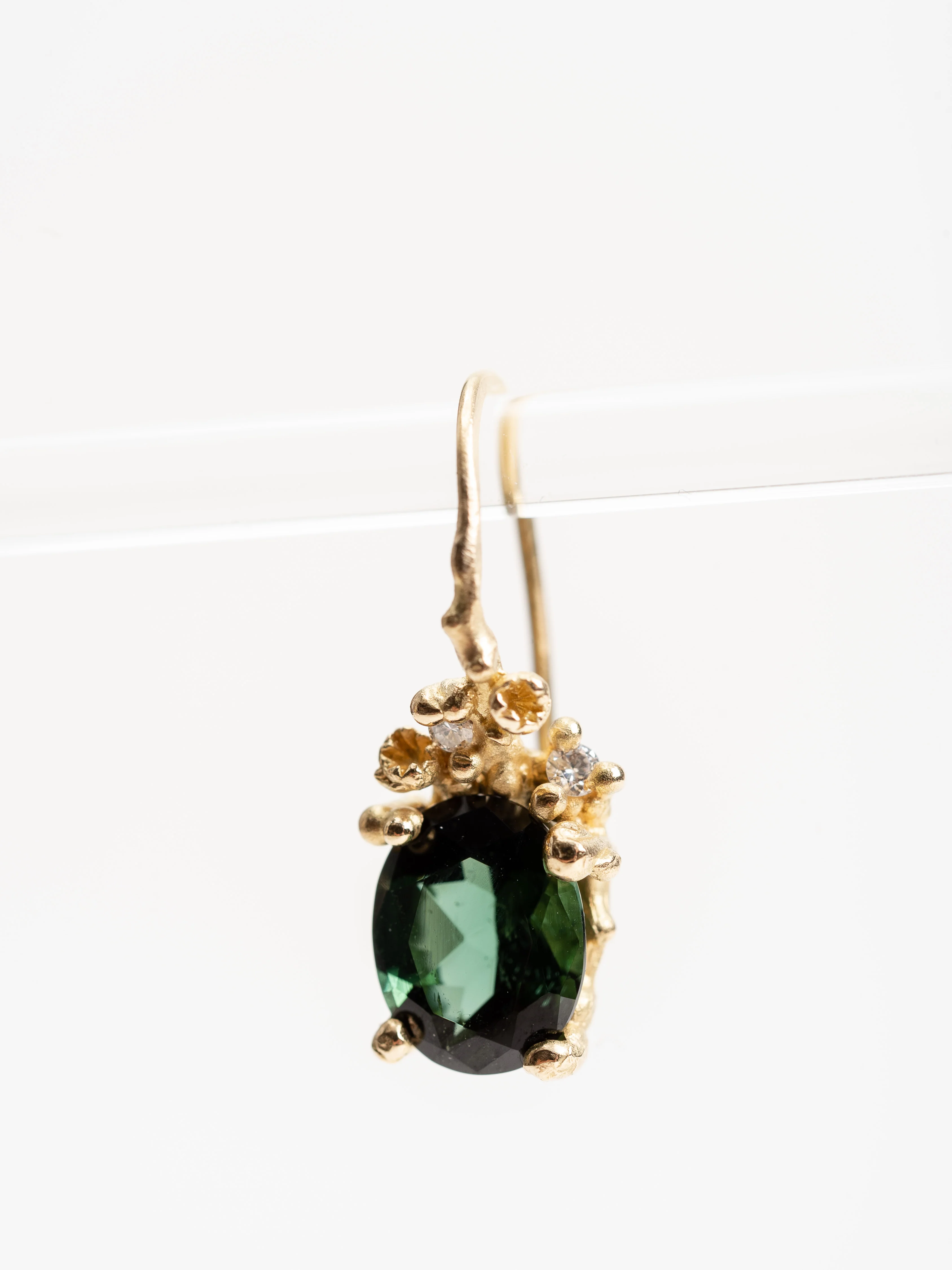 green tourmaline diamond earrings - 18k - Image 3
