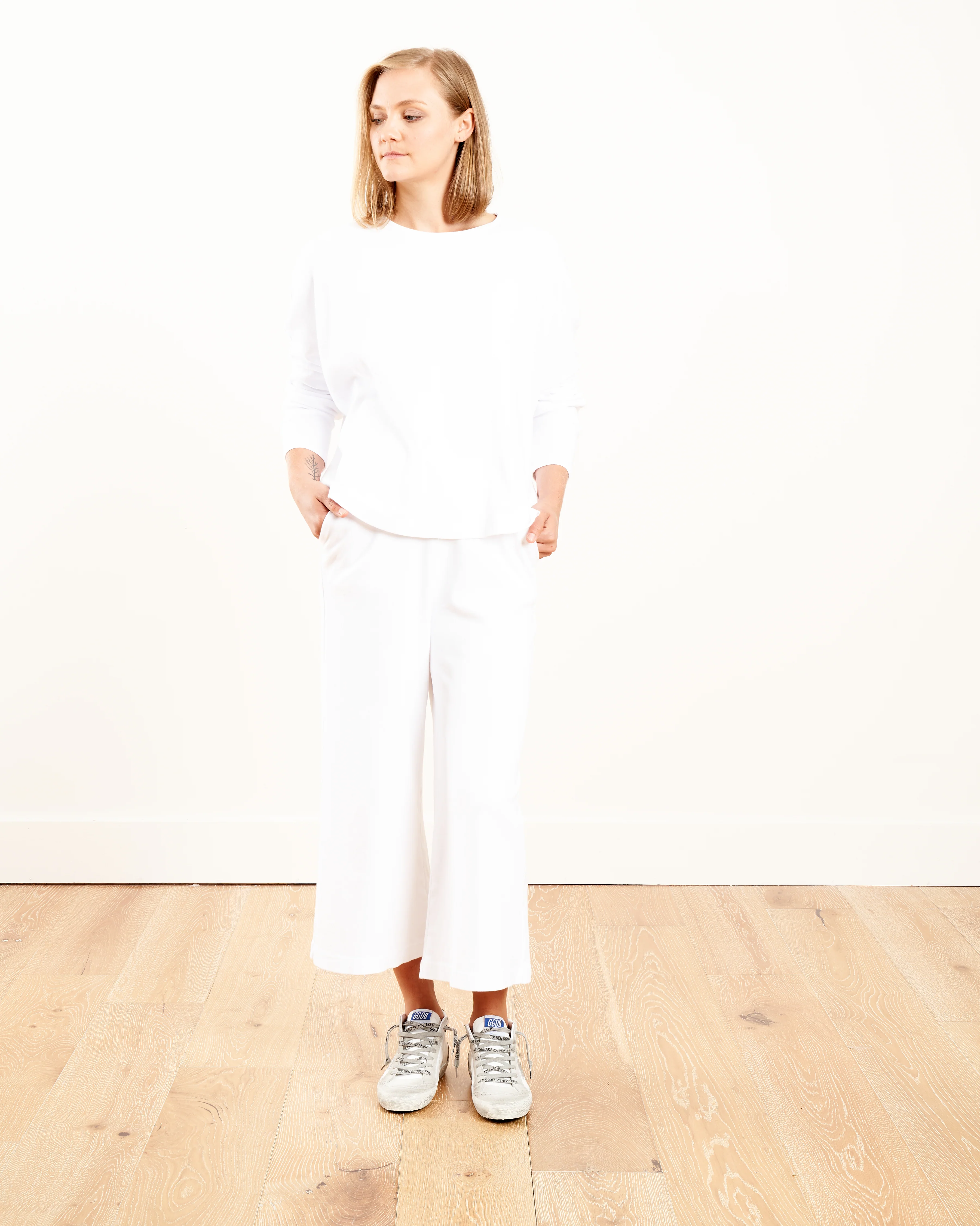oversized cropped pullover - white - Image 2
