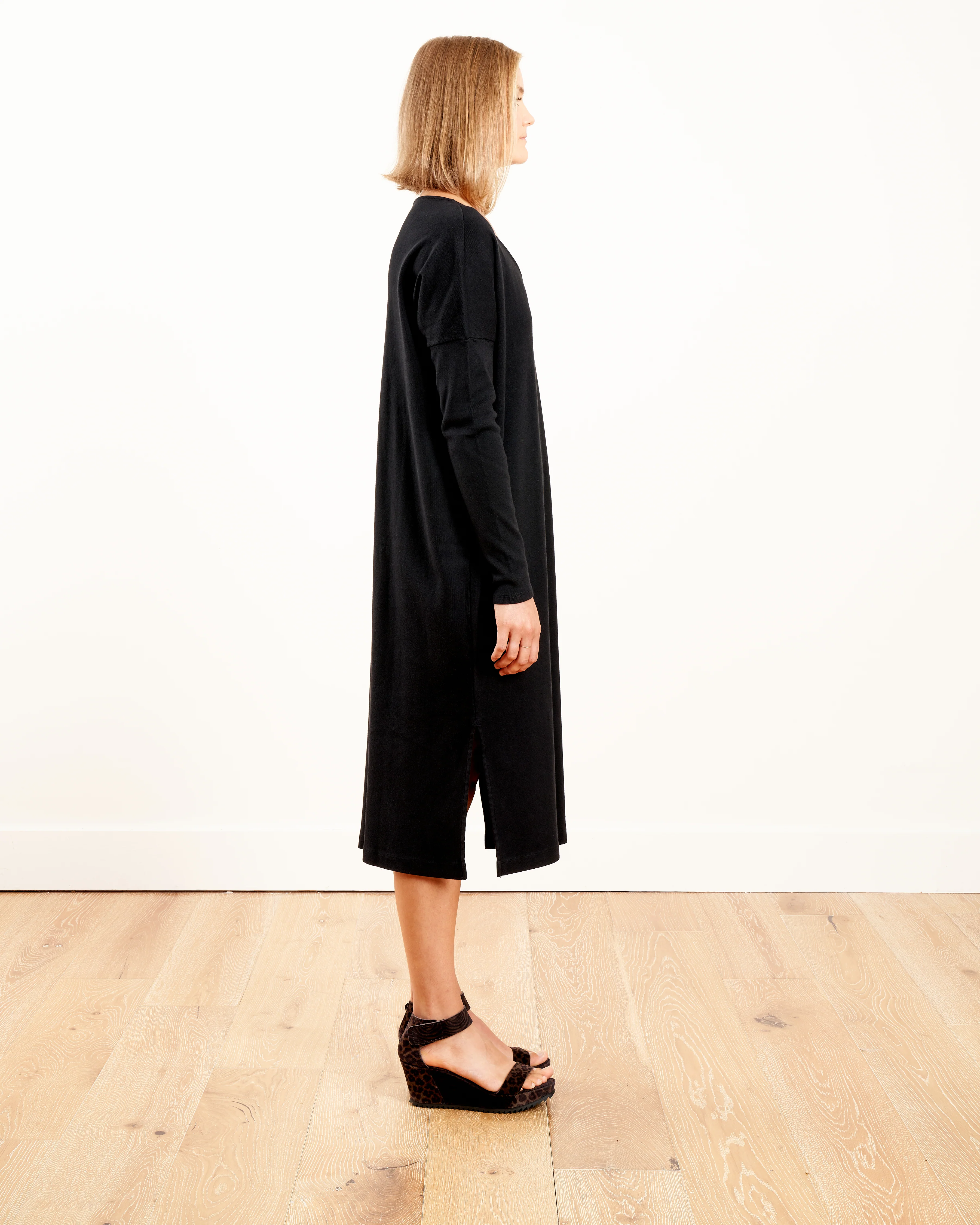oversized v-neck dress - black - Image 5