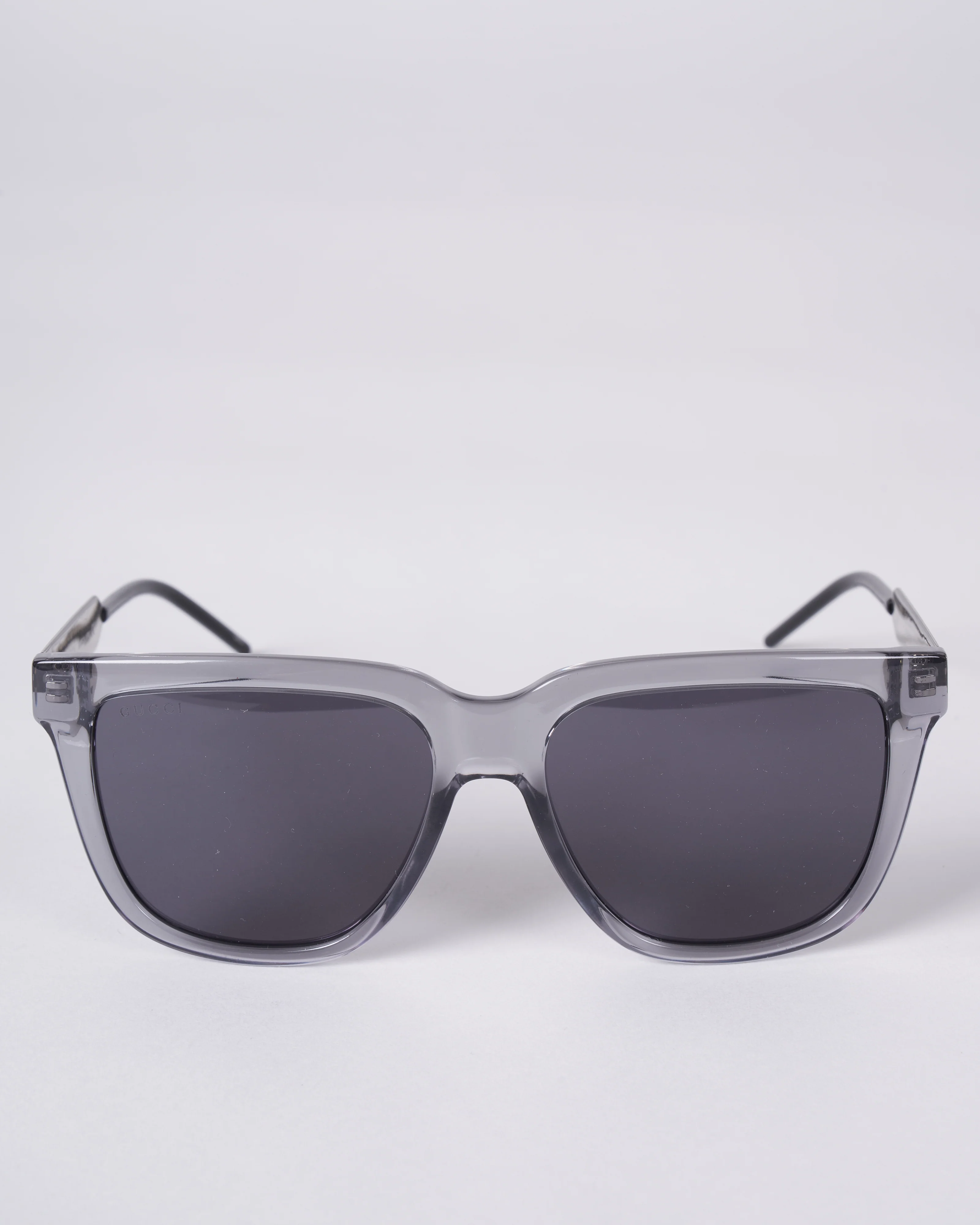 gg0976s-001 - grey - smoke