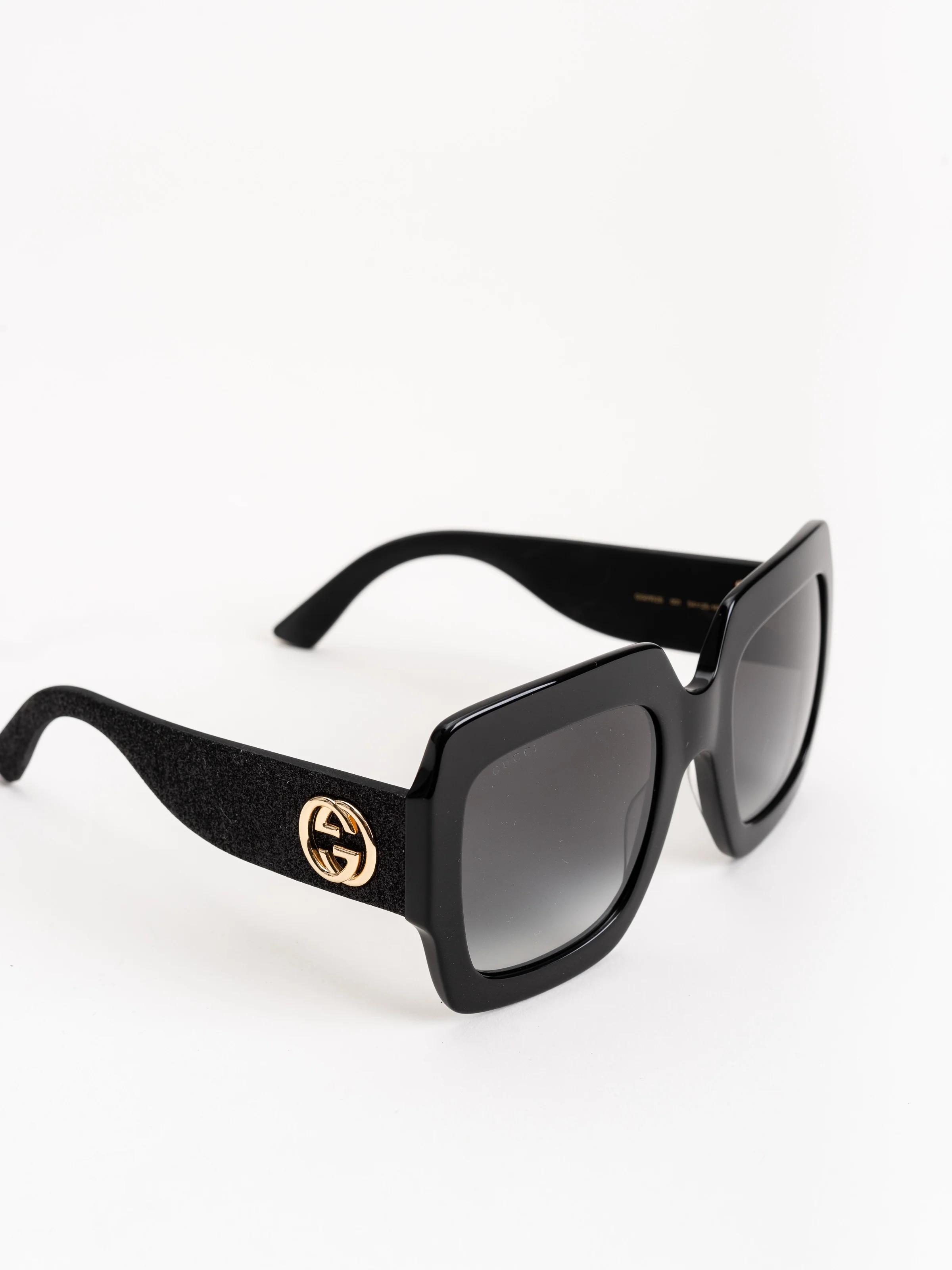 GG0102S sunglasses - Image 2