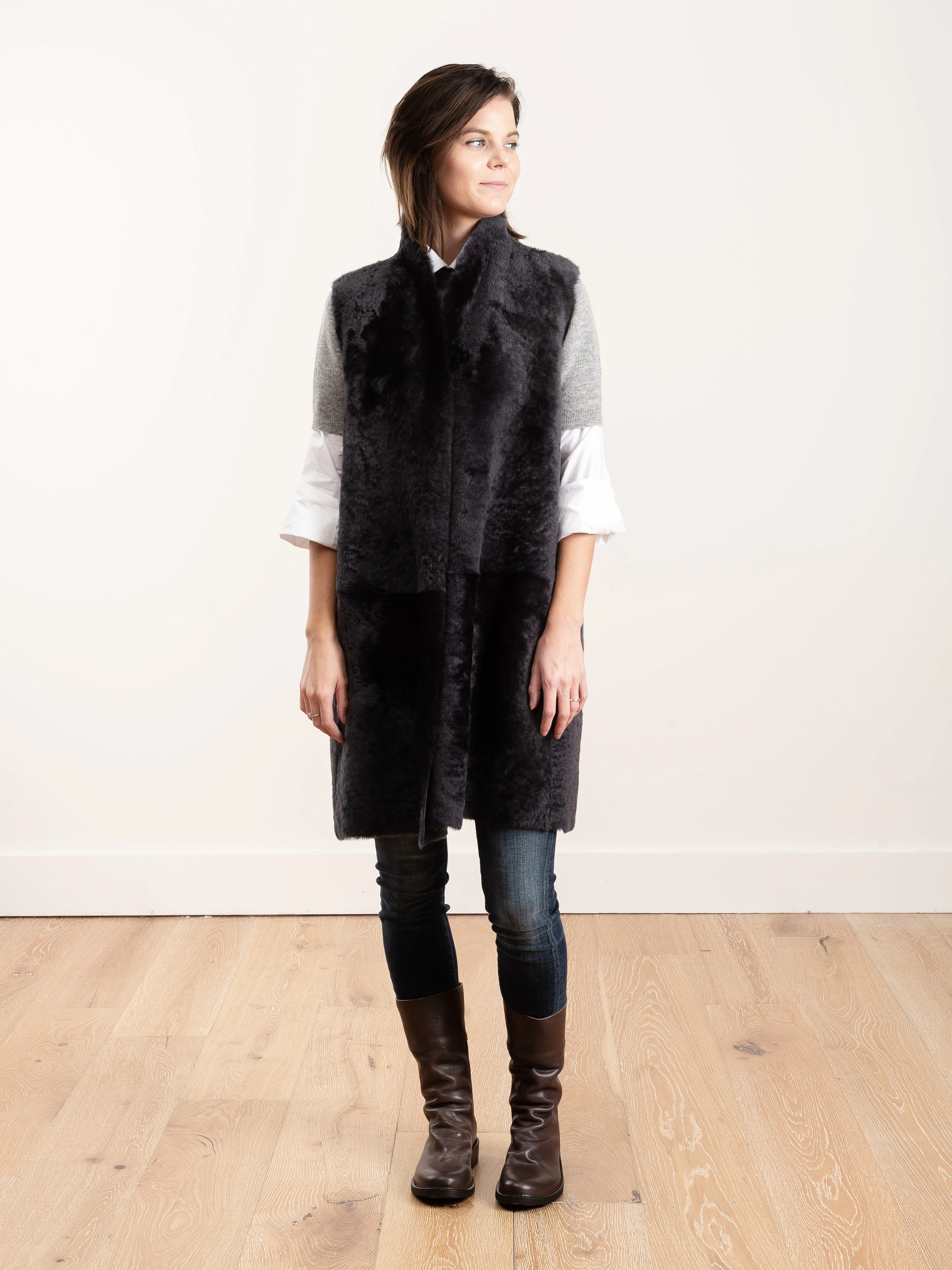 back knit and shearling crombie gilet - graphite - Image 2