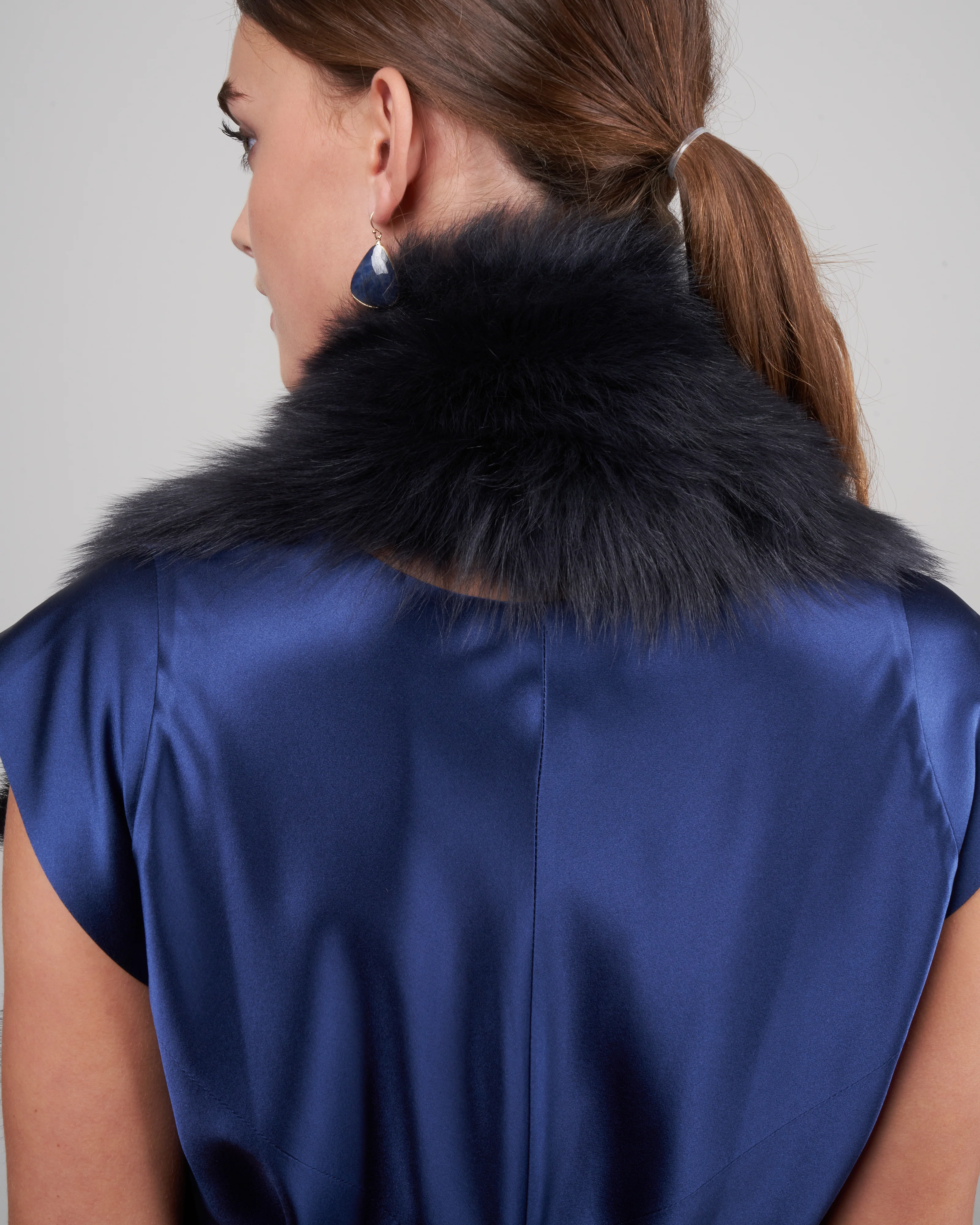 long shearling scarf with detachable belt - black - Image 5