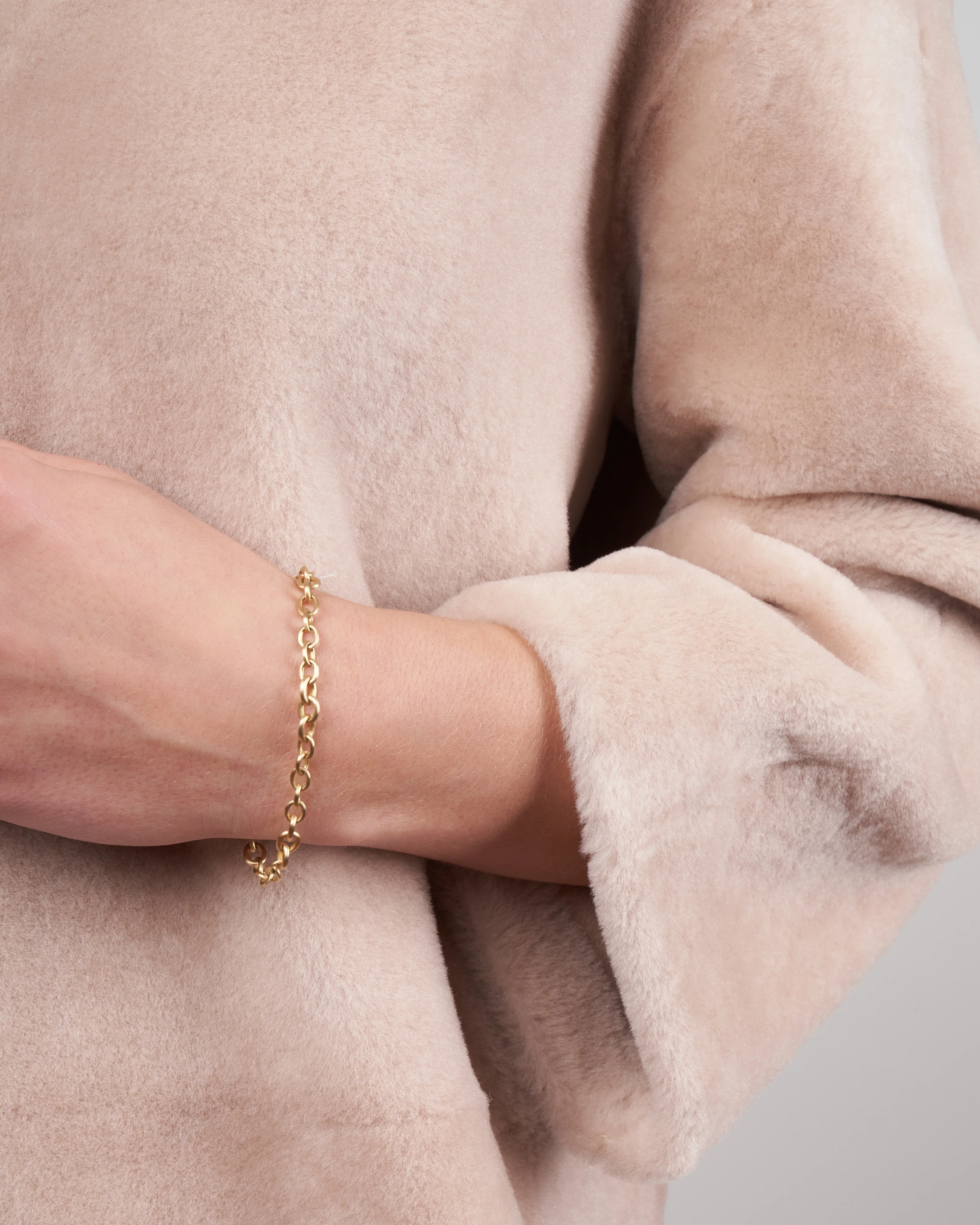 merino v-neck short shearling cardigan - beige - Image 5